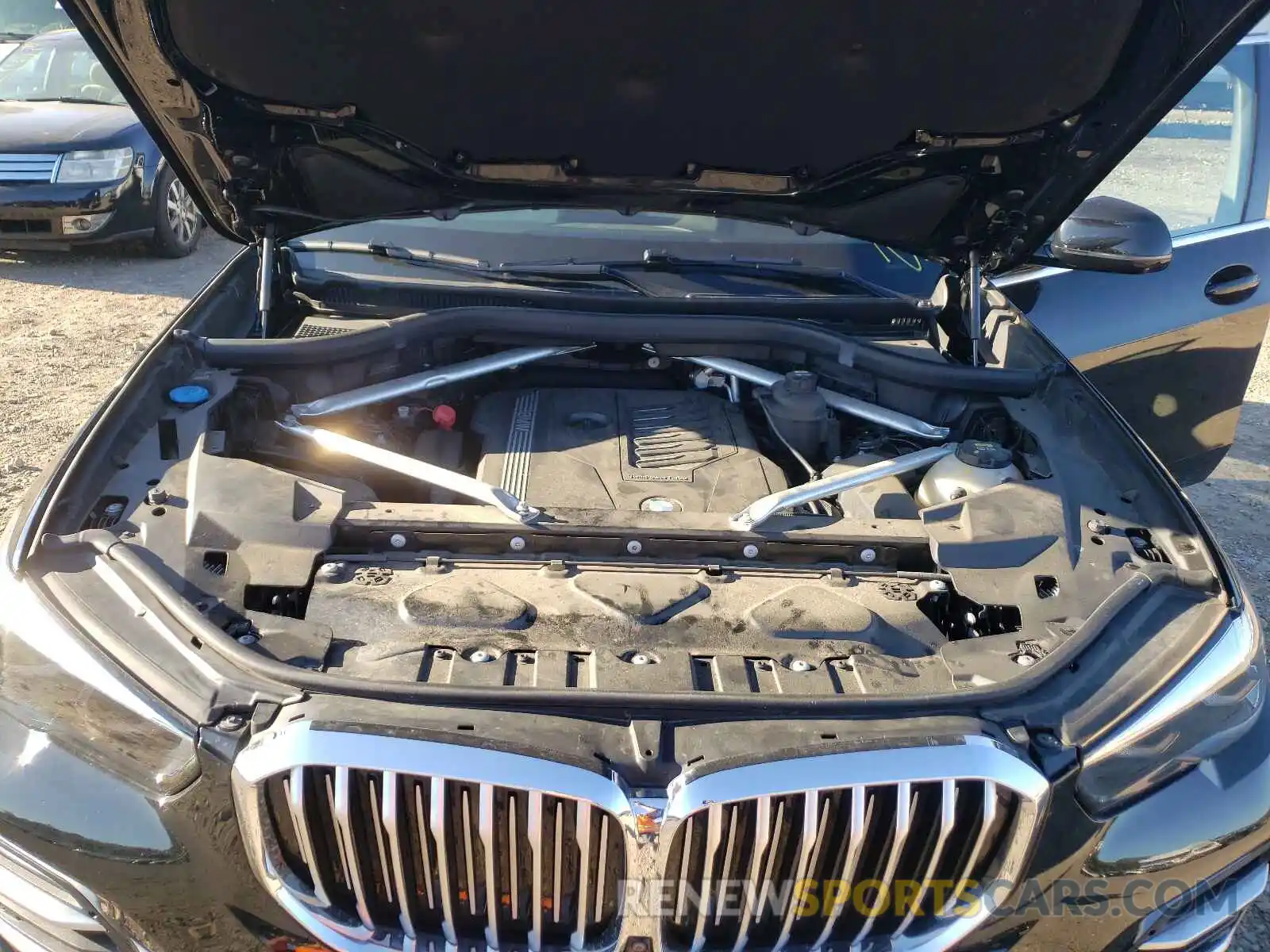 7 Photograph of a damaged car 5UXCR6C55KLL53301 BMW X5 2019