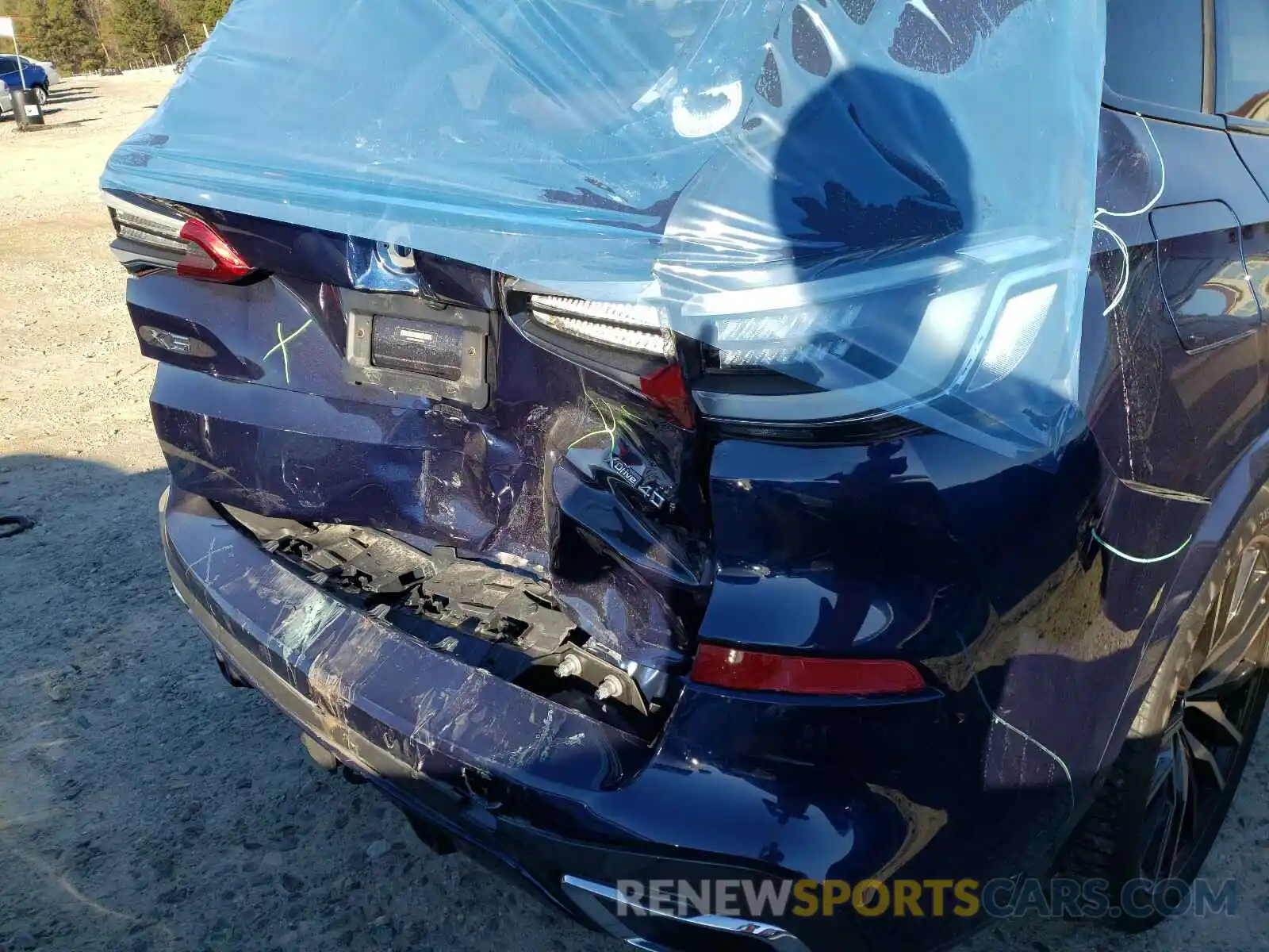 9 Photograph of a damaged car 5UXCR6C55KLL64329 BMW X5 2019