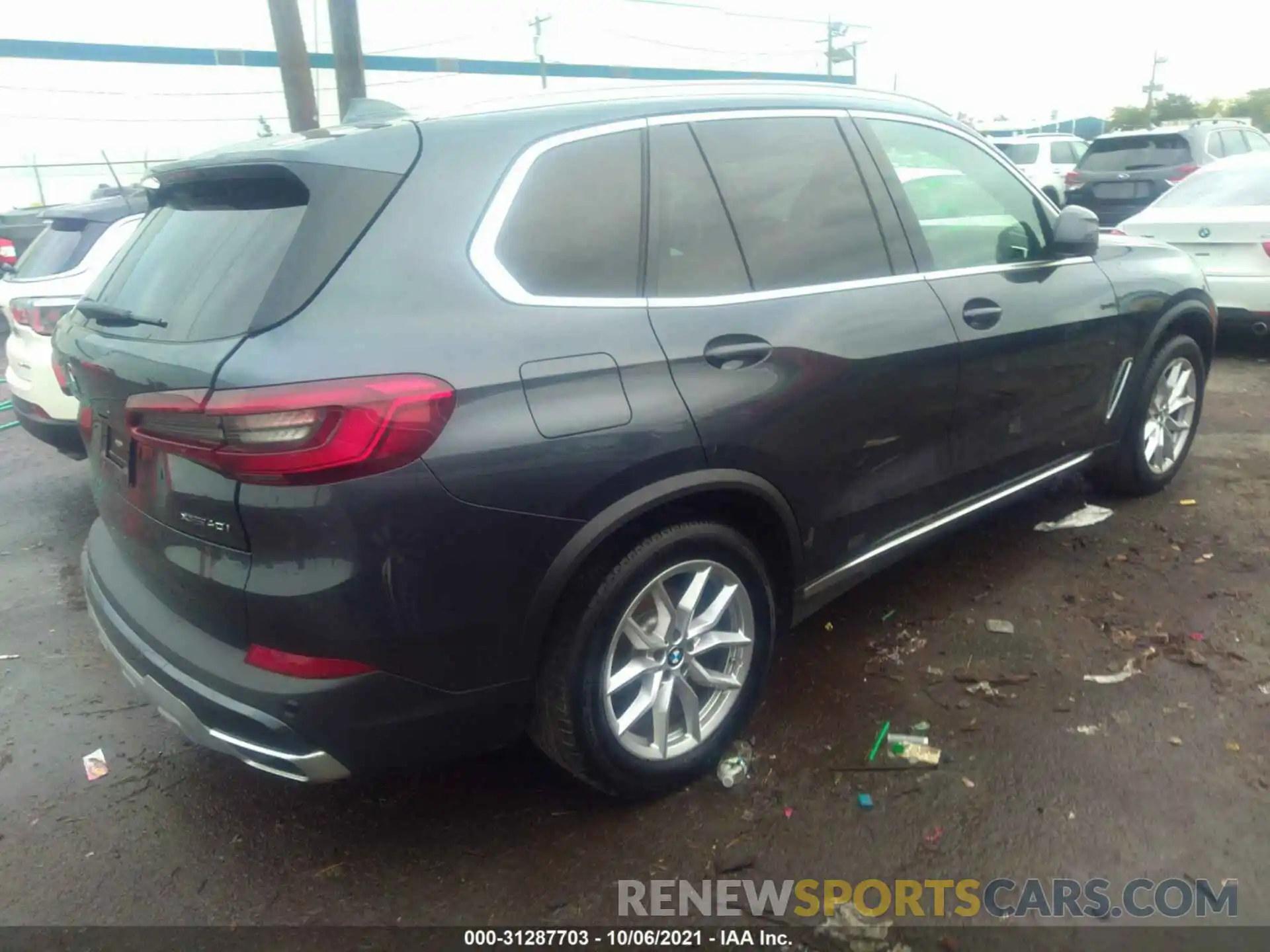 4 Photograph of a damaged car 5UXCR6C56KLK81007 BMW X5 2019