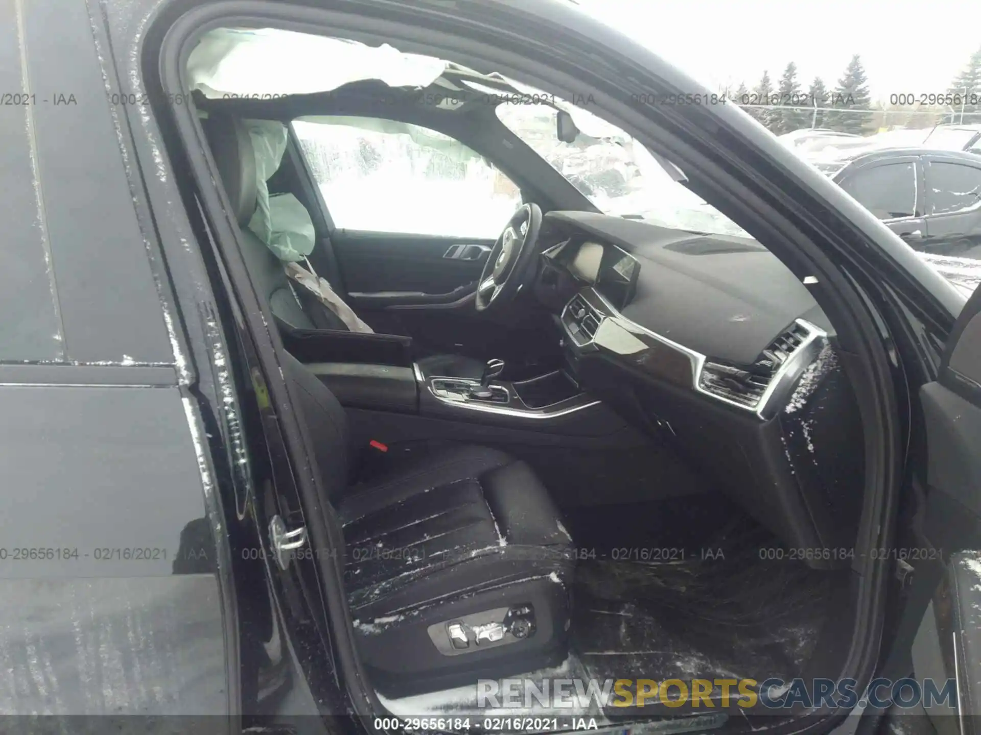 5 Photograph of a damaged car 5UXCR6C56KLK81623 BMW X5 2019