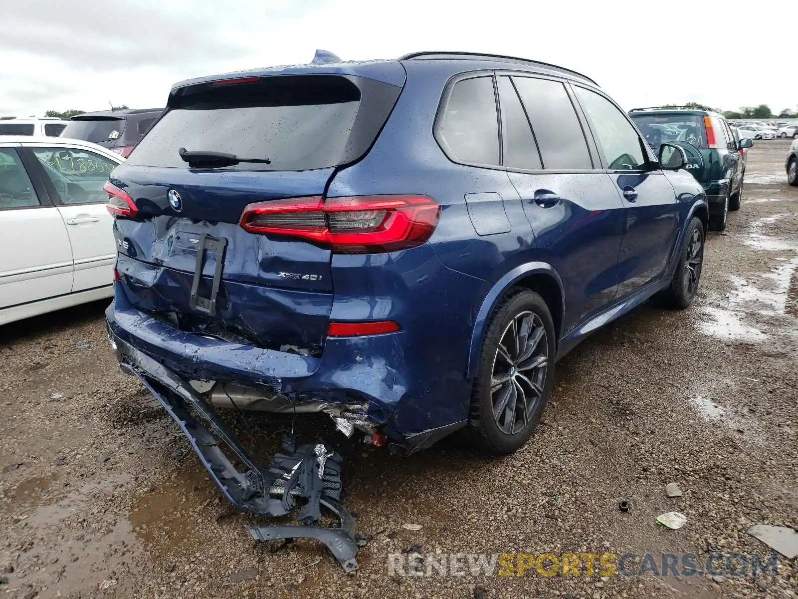 4 Photograph of a damaged car 5UXCR6C56KLK83551 BMW X5 2019