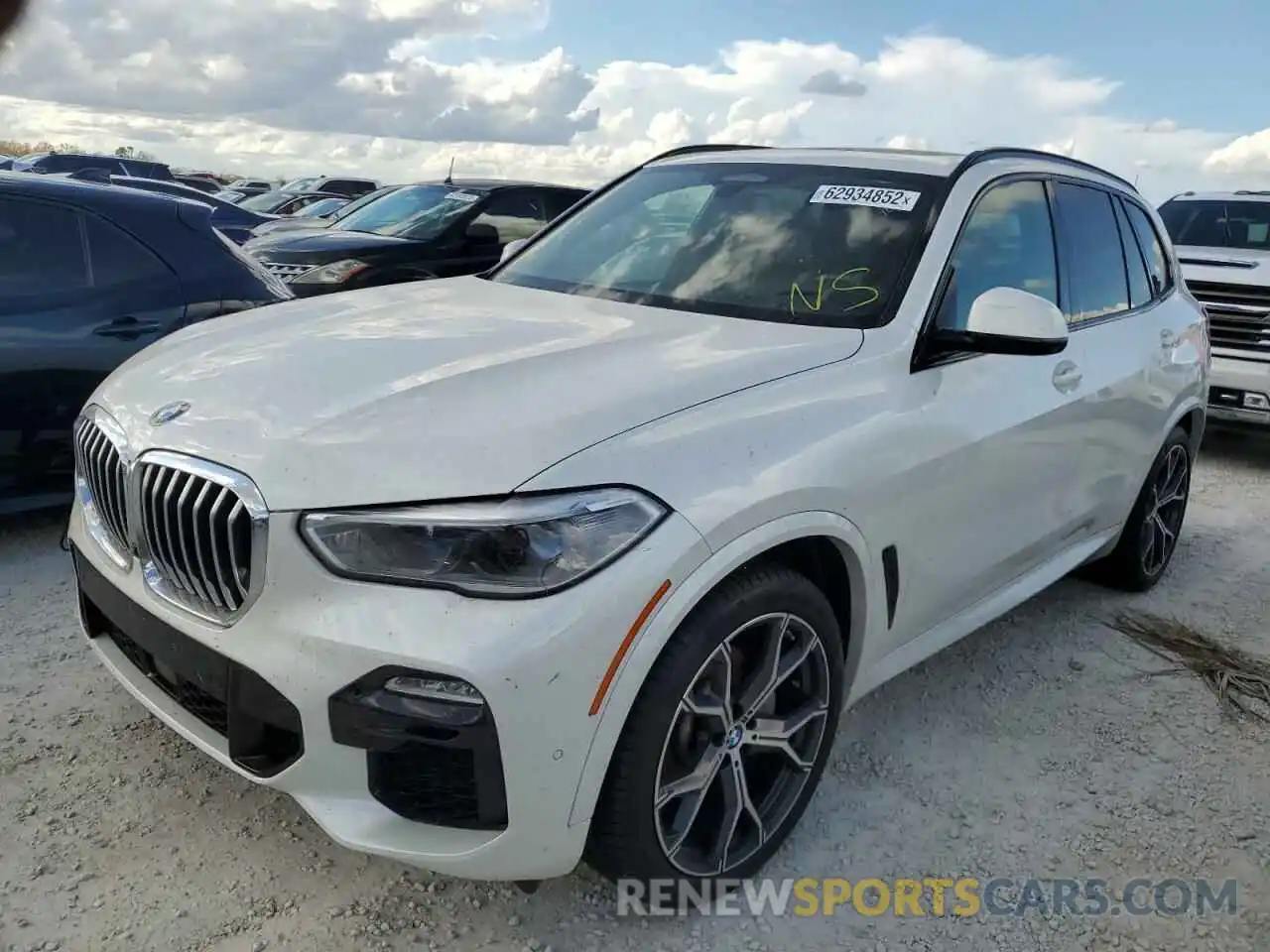 2 Photograph of a damaged car 5UXCR6C56KLK89804 BMW X5 2019