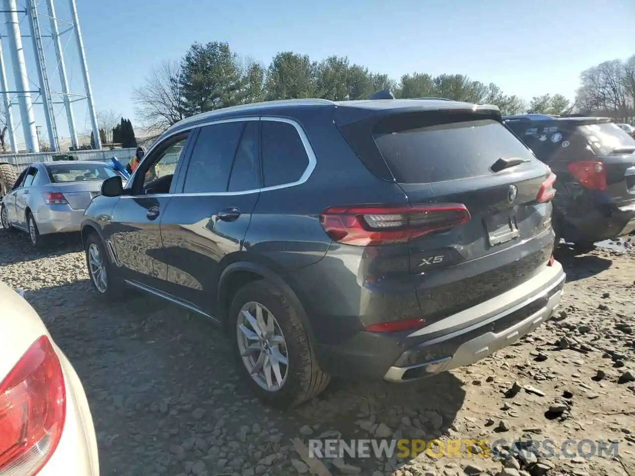 2 Photograph of a damaged car 5UXCR6C56KLL01112 BMW X5 2019