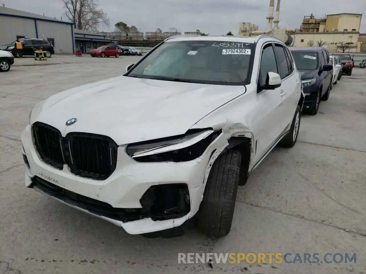 9 Photograph of a damaged car 5UXCR6C56KLL05399 BMW X5 2019