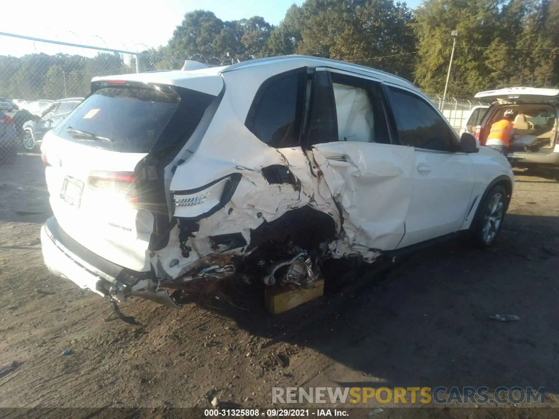 4 Photograph of a damaged car 5UXCR6C56KLL09789 BMW X5 2019