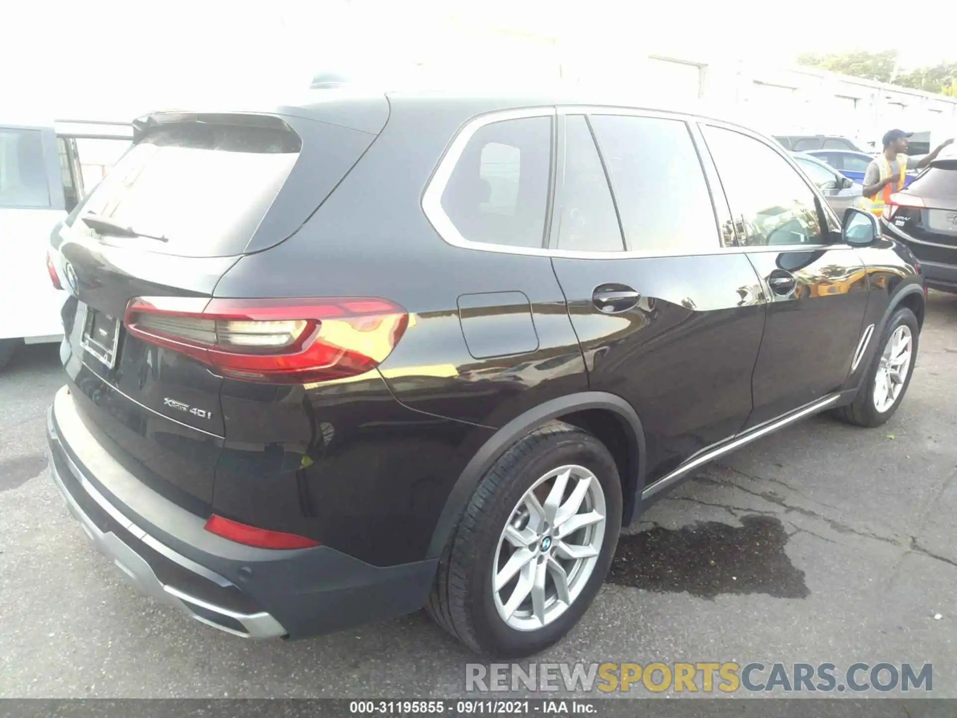 4 Photograph of a damaged car 5UXCR6C56KLL10926 BMW X5 2019