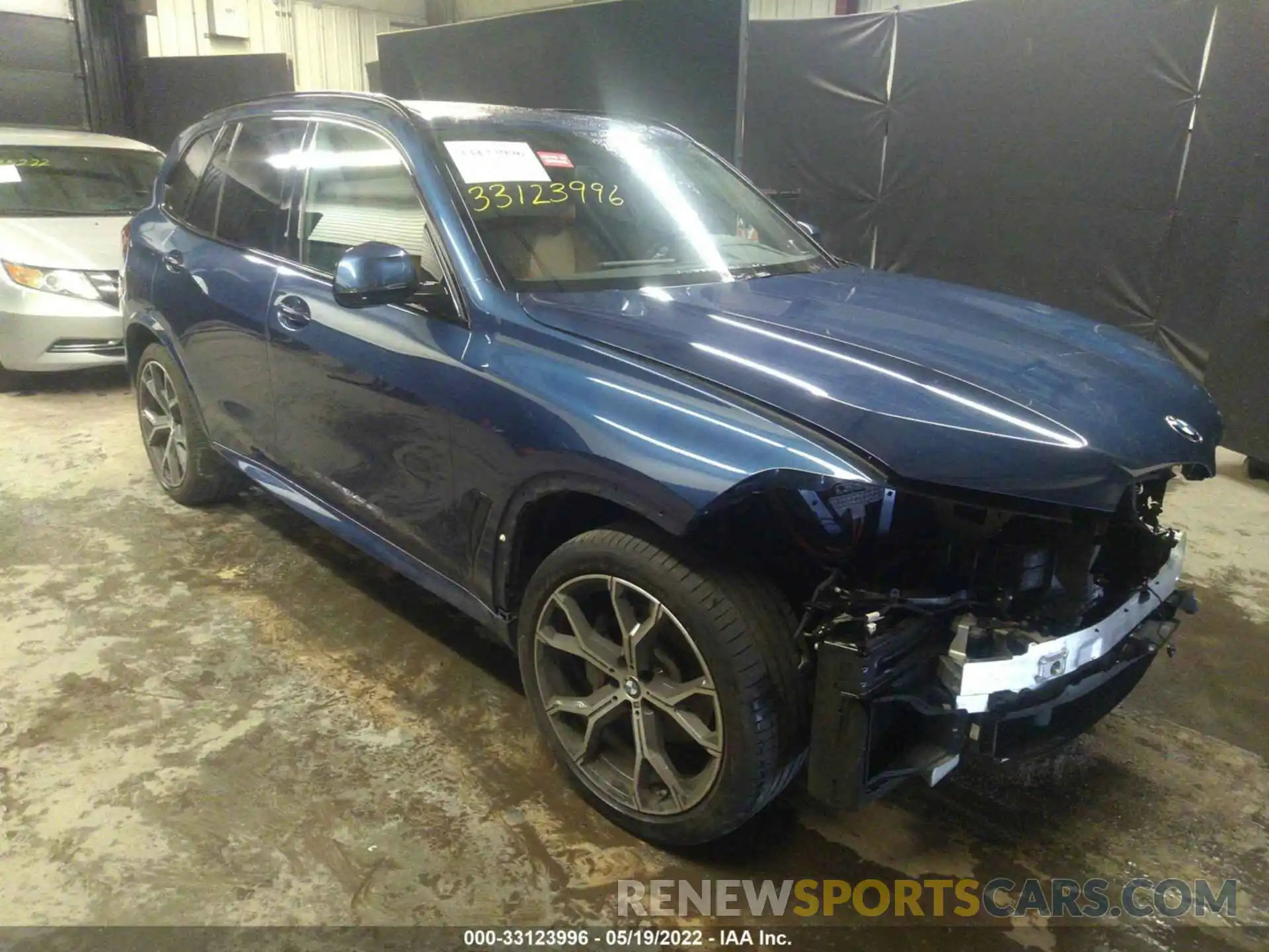 1 Фотография поврежденного автомобиля 5UXCR6C56KLL12529 BMW X5 2019