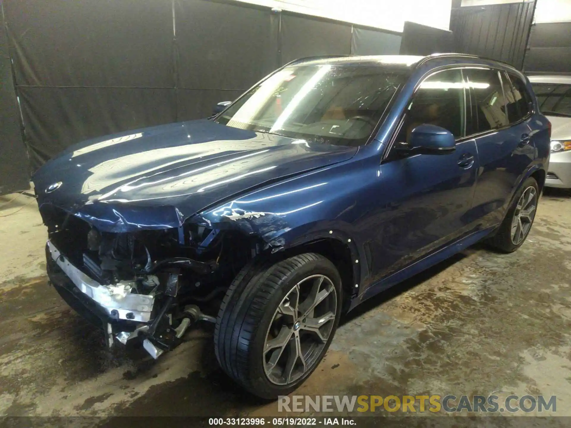 2 Photograph of a damaged car 5UXCR6C56KLL12529 BMW X5 2019