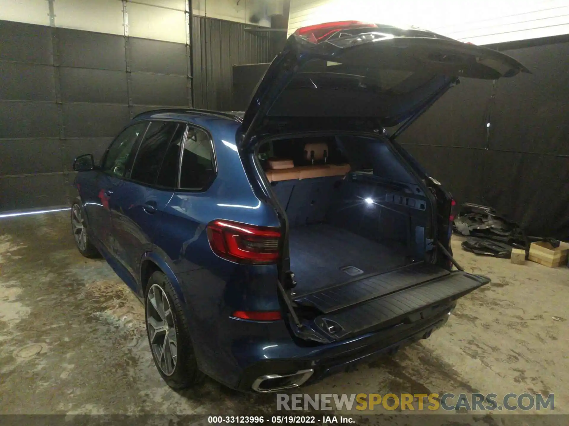 3 Фотография поврежденного автомобиля 5UXCR6C56KLL12529 BMW X5 2019