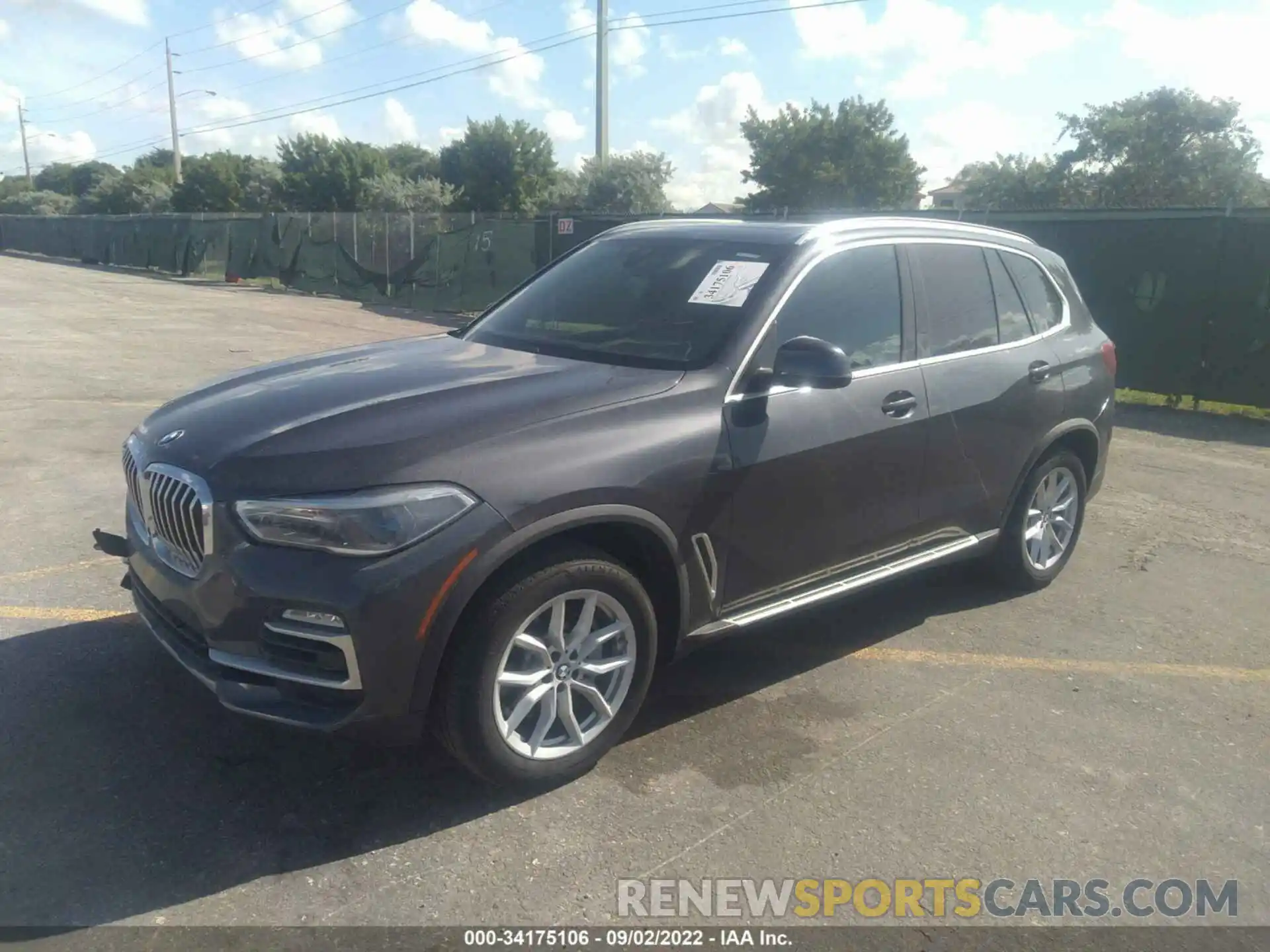 2 Фотография поврежденного автомобиля 5UXCR6C56KLL22591 BMW X5 2019