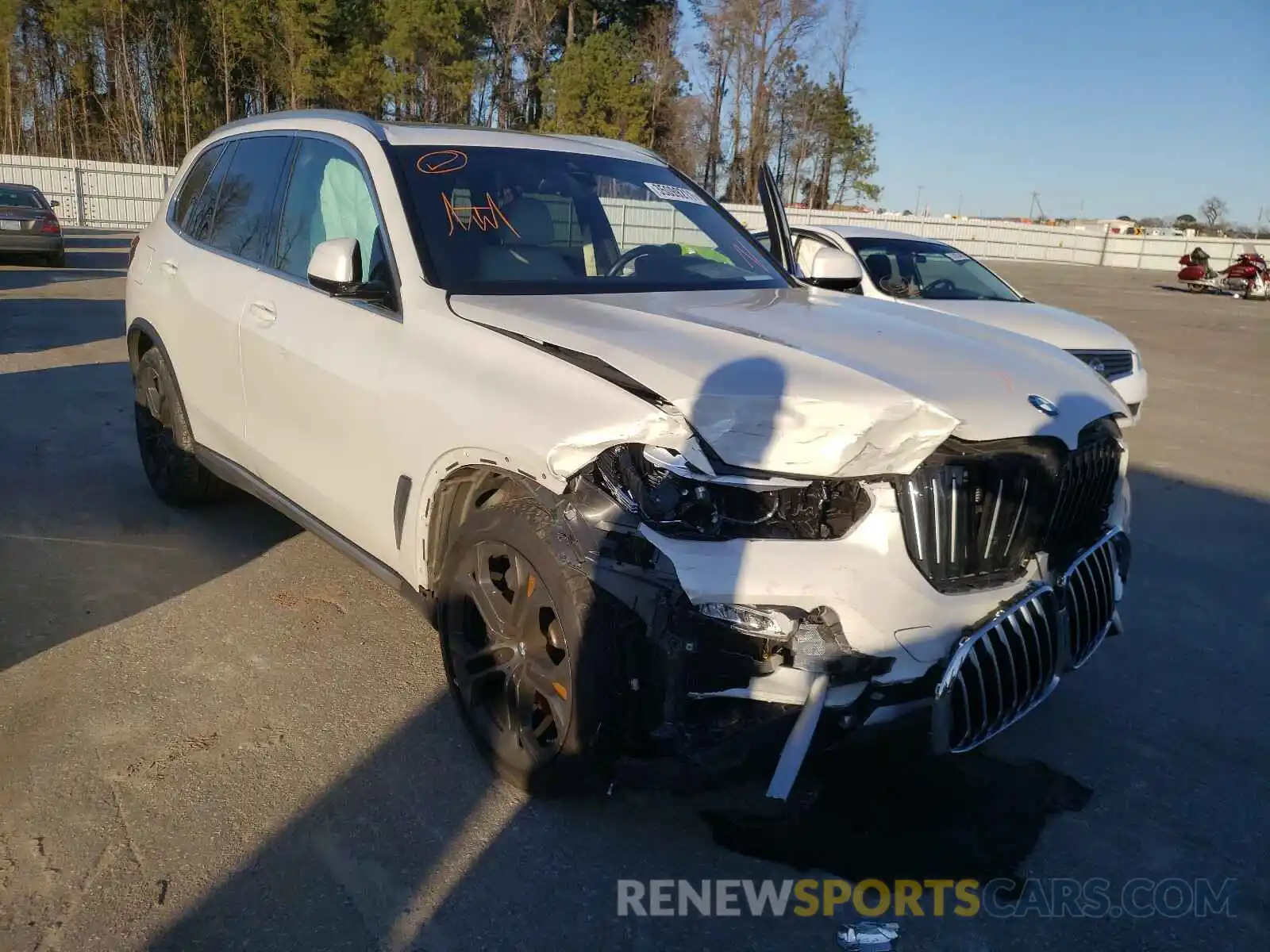 1 Photograph of a damaged car 5UXCR6C56KLL25782 BMW X5 2019