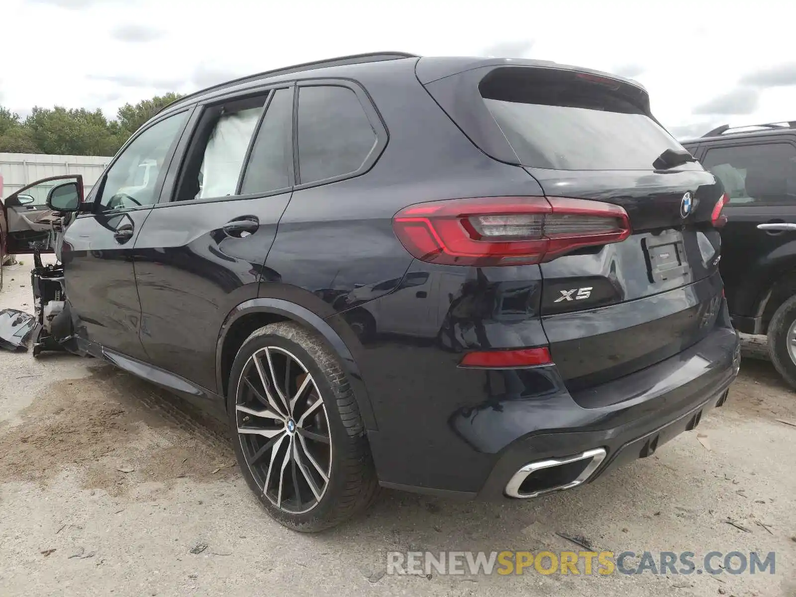 3 Photograph of a damaged car 5UXCR6C56KLL27144 BMW X5 2019