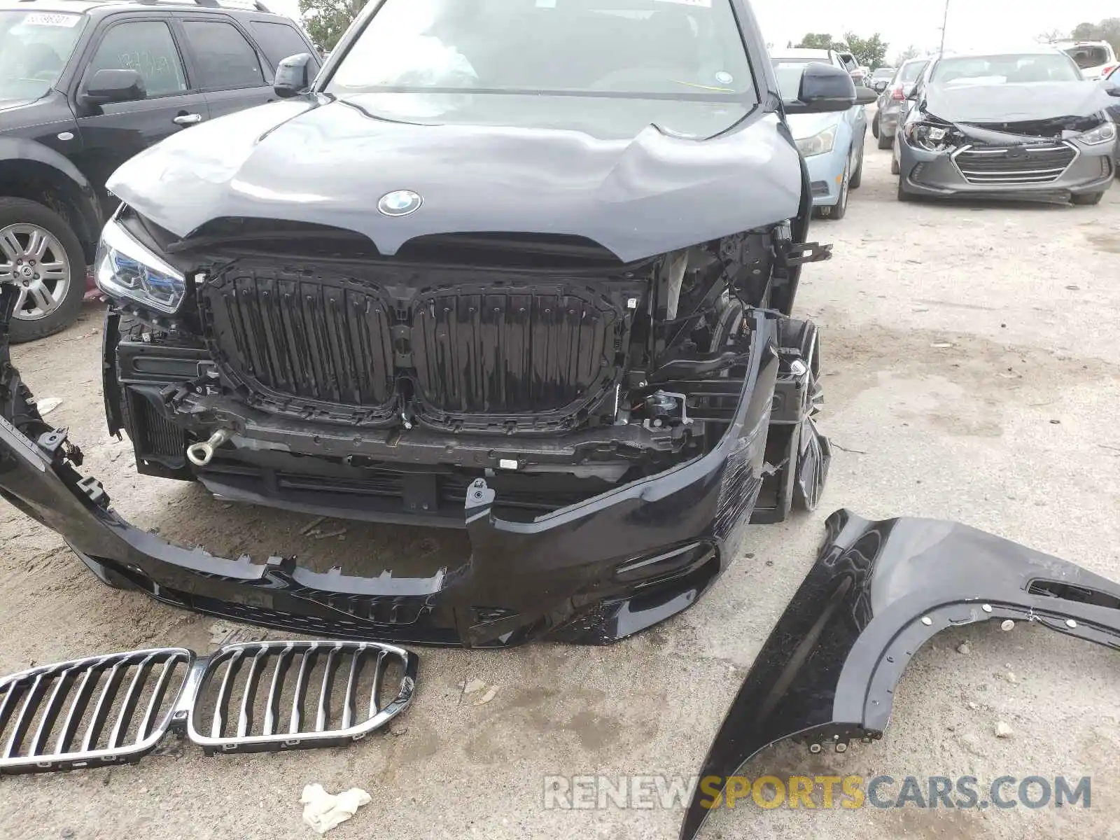 9 Photograph of a damaged car 5UXCR6C56KLL27144 BMW X5 2019