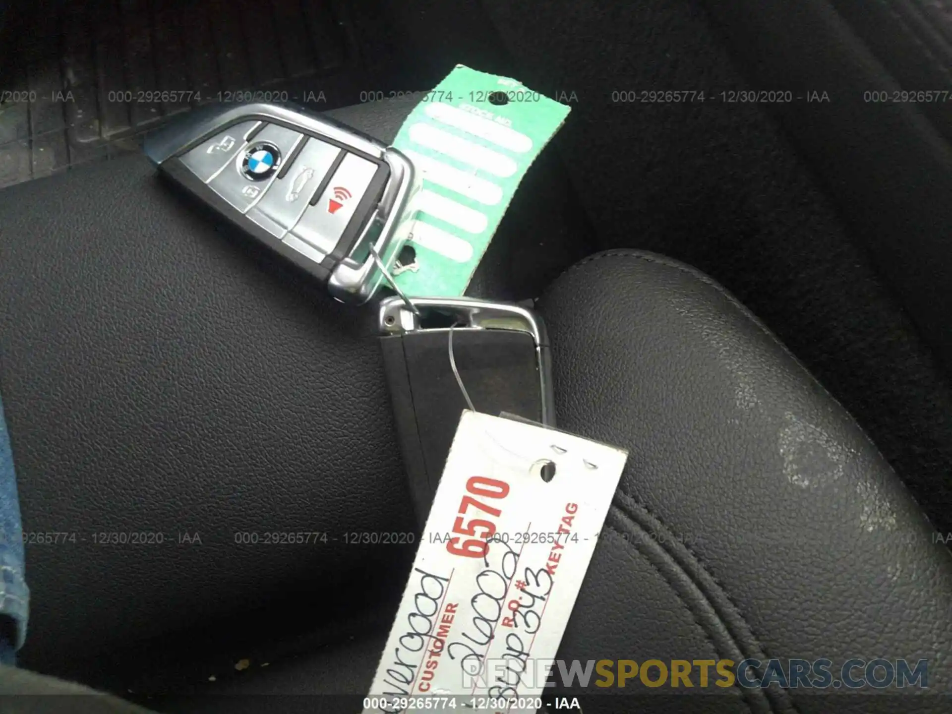 11 Photograph of a damaged car 5UXCR6C56KLL38693 BMW X5 2019