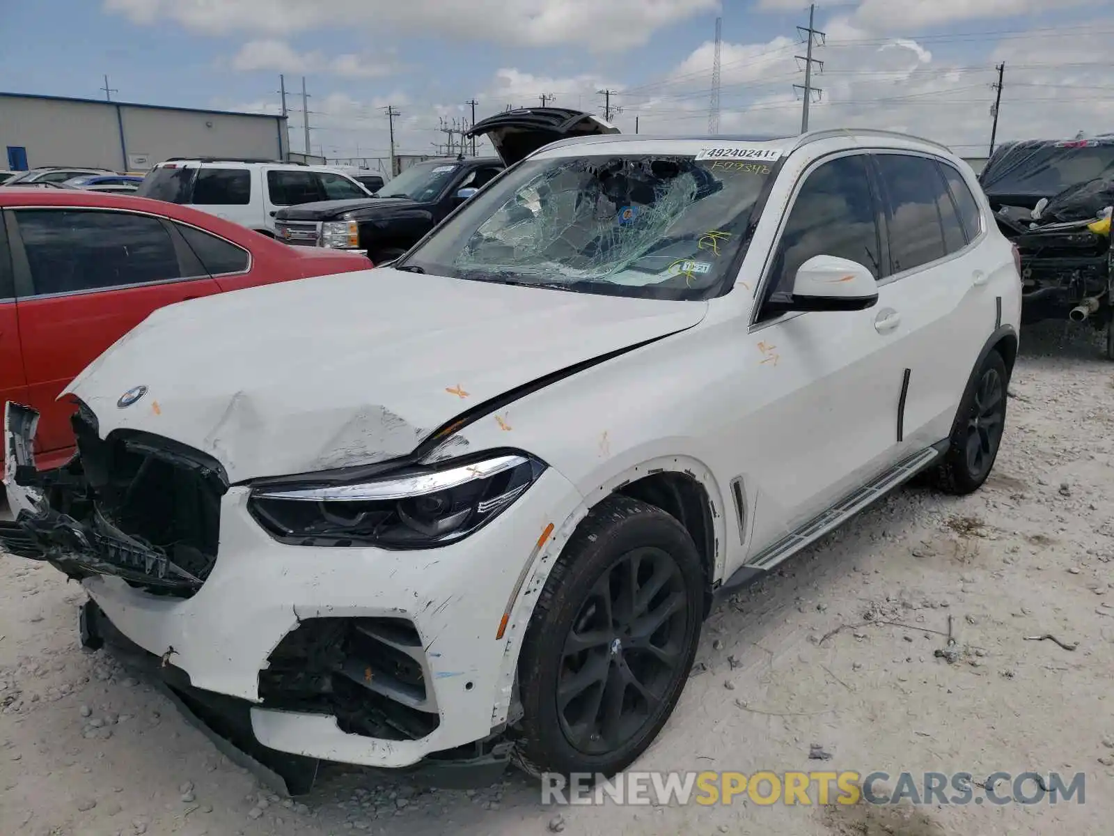 2 Photograph of a damaged car 5UXCR6C57KLK79346 BMW X5 2019