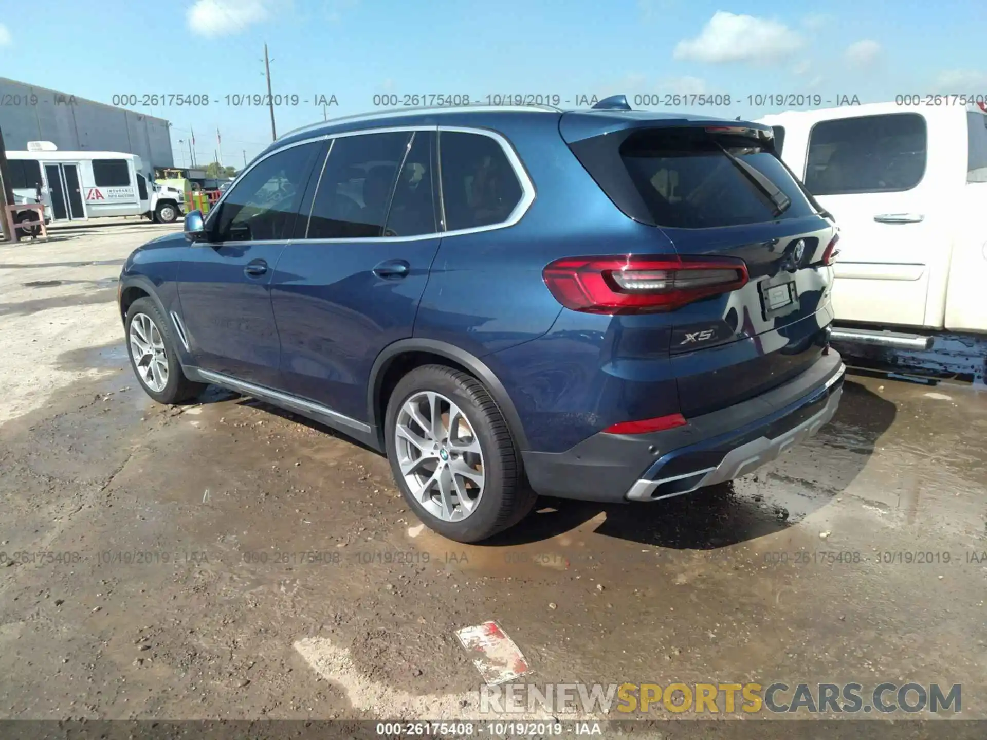 3 Photograph of a damaged car 5UXCR6C57KLK82683 BMW X5 2019