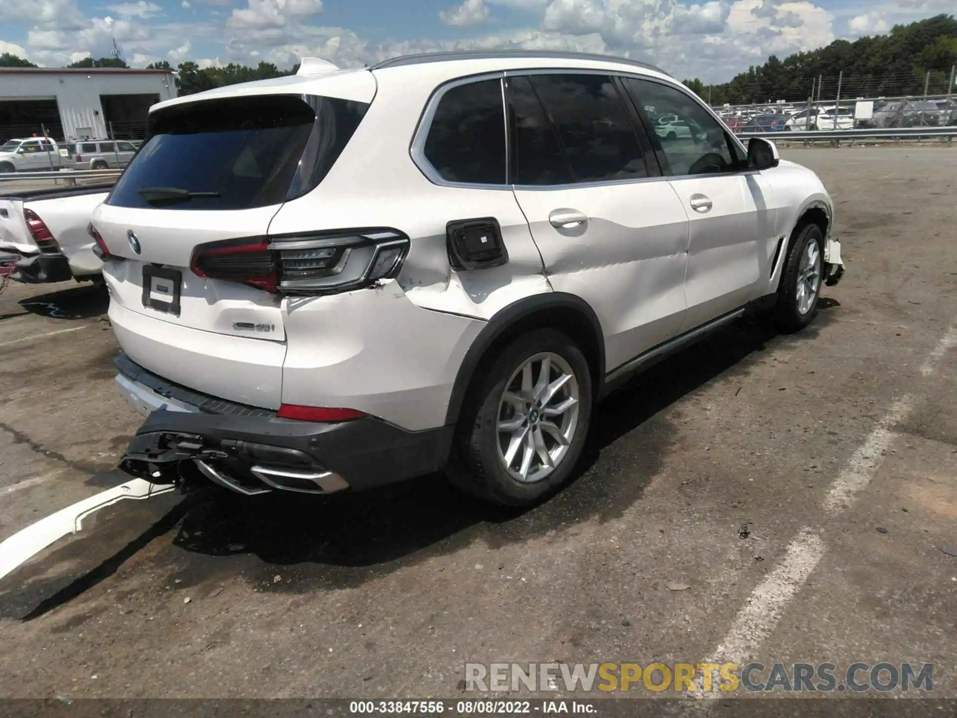 4 Photograph of a damaged car 5UXCR6C57KLK87561 BMW X5 2019