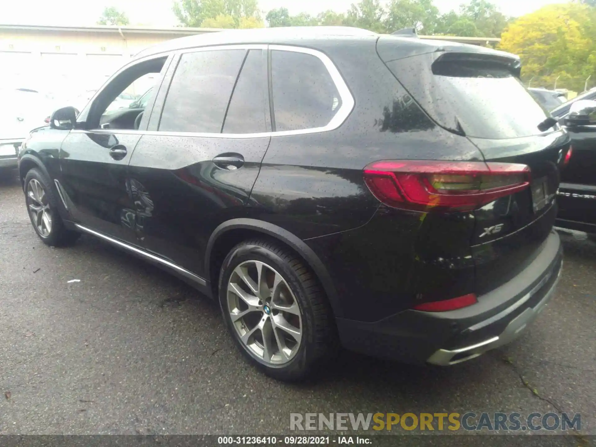 3 Photograph of a damaged car 5UXCR6C57KLK88306 BMW X5 2019