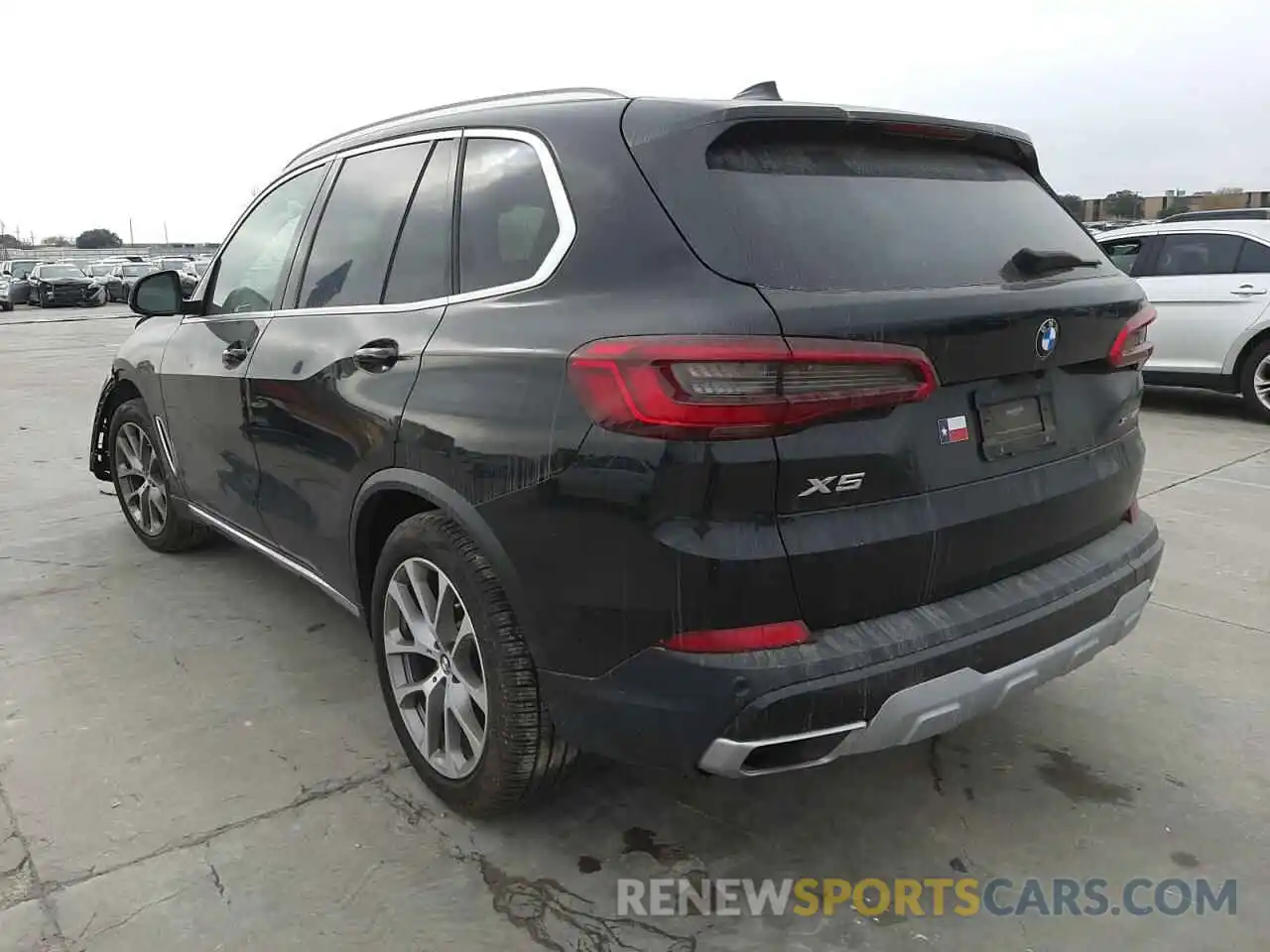 3 Photograph of a damaged car 5UXCR6C57KLL01877 BMW X5 2019