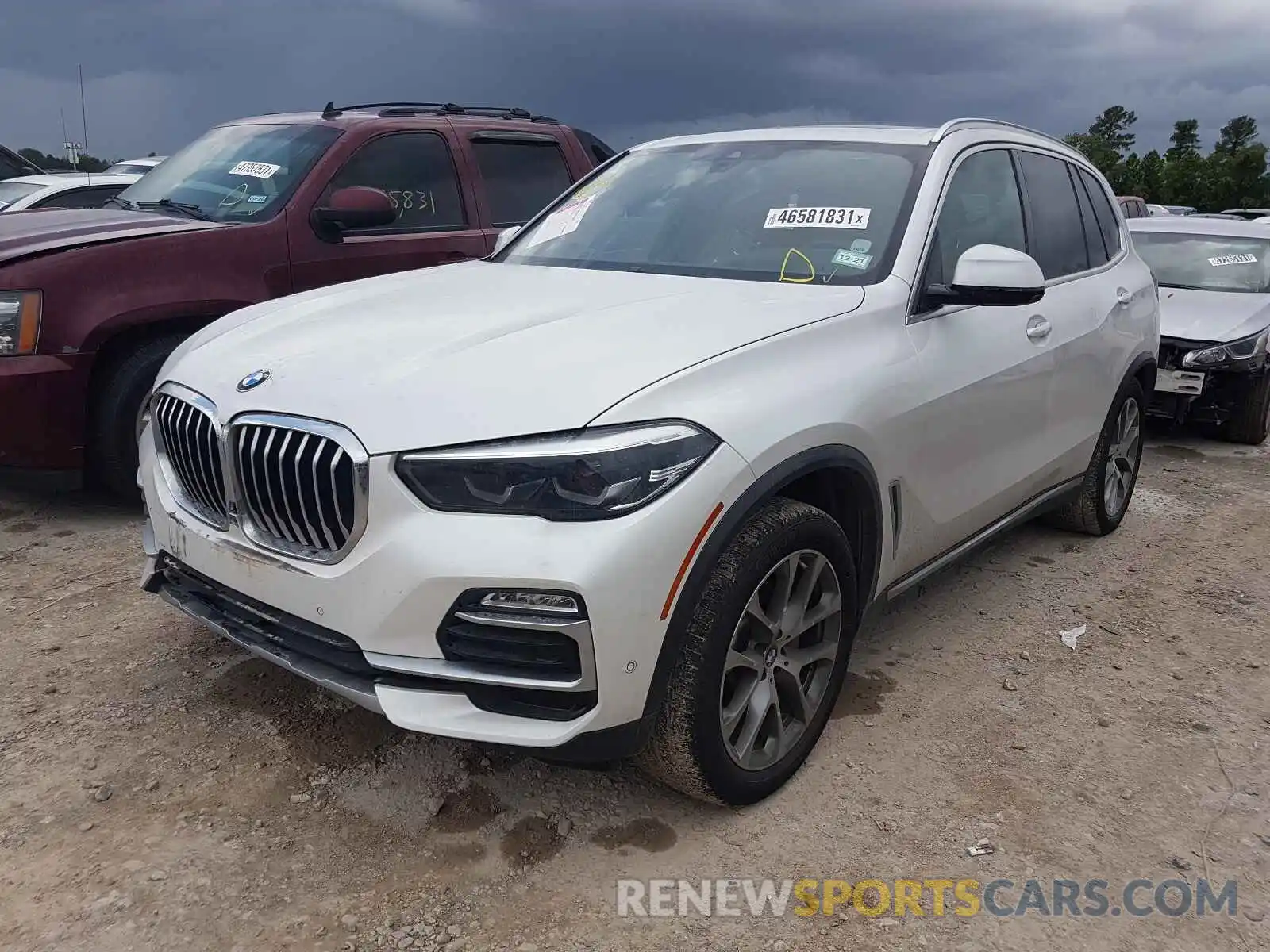 2 Фотография поврежденного автомобиля 5UXCR6C57KLL03984 BMW X5 2019