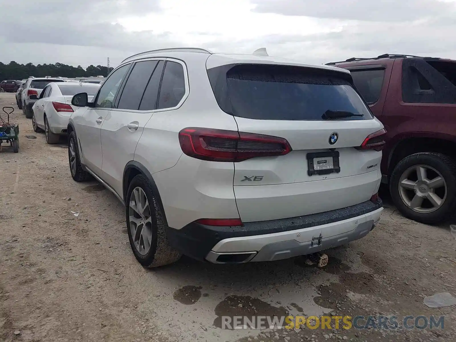 3 Фотография поврежденного автомобиля 5UXCR6C57KLL03984 BMW X5 2019