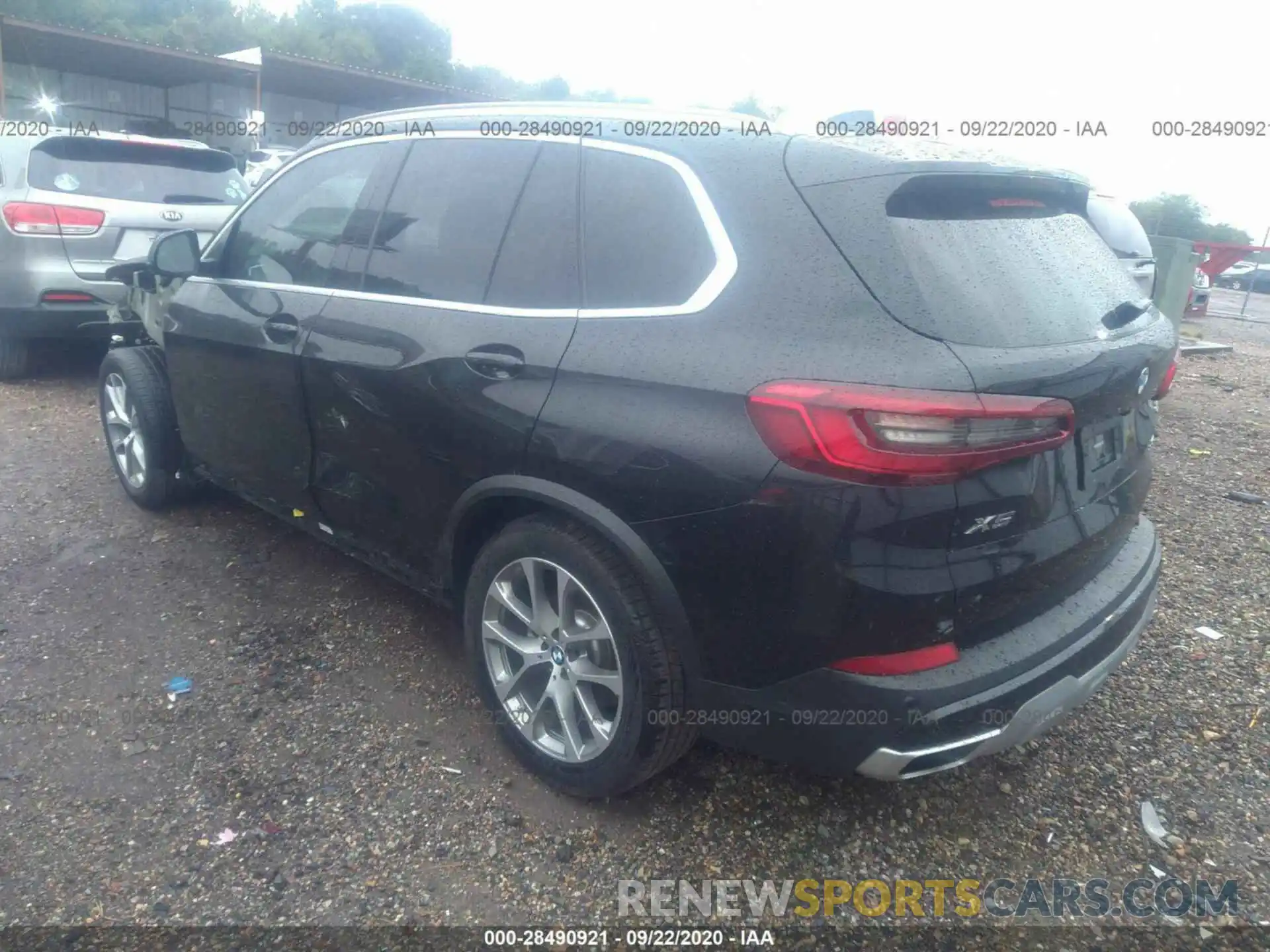 3 Photograph of a damaged car 5UXCR6C57KLL07985 BMW X5 2019