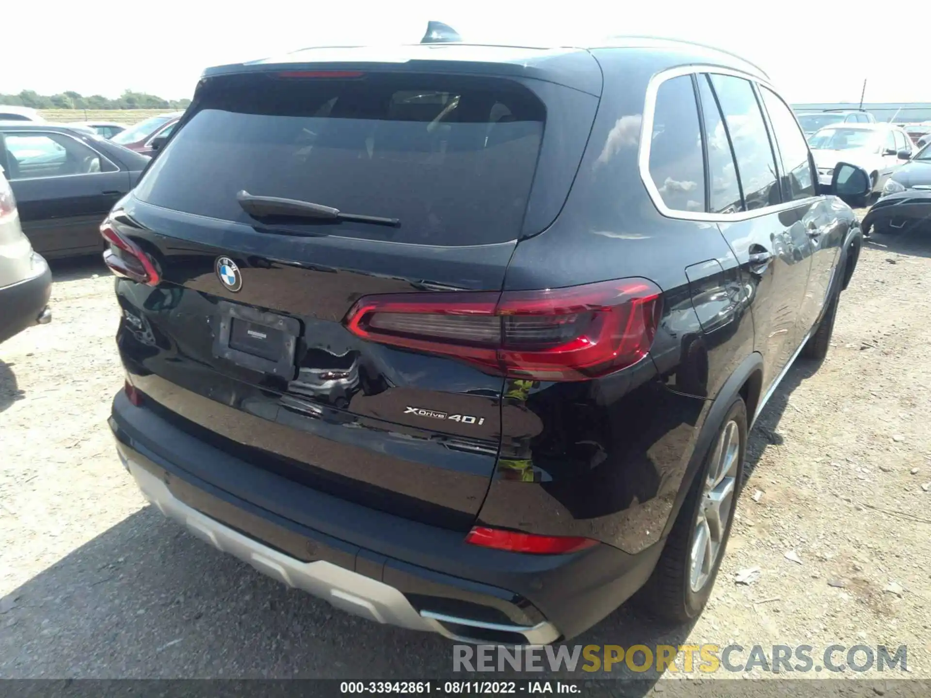 4 Photograph of a damaged car 5UXCR6C57KLL13480 BMW X5 2019