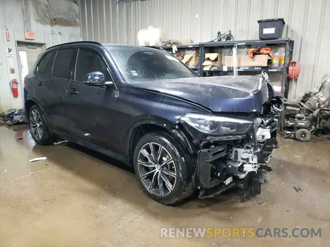 4 Photograph of a damaged car 5UXCR6C57KLL31364 BMW X5 2019