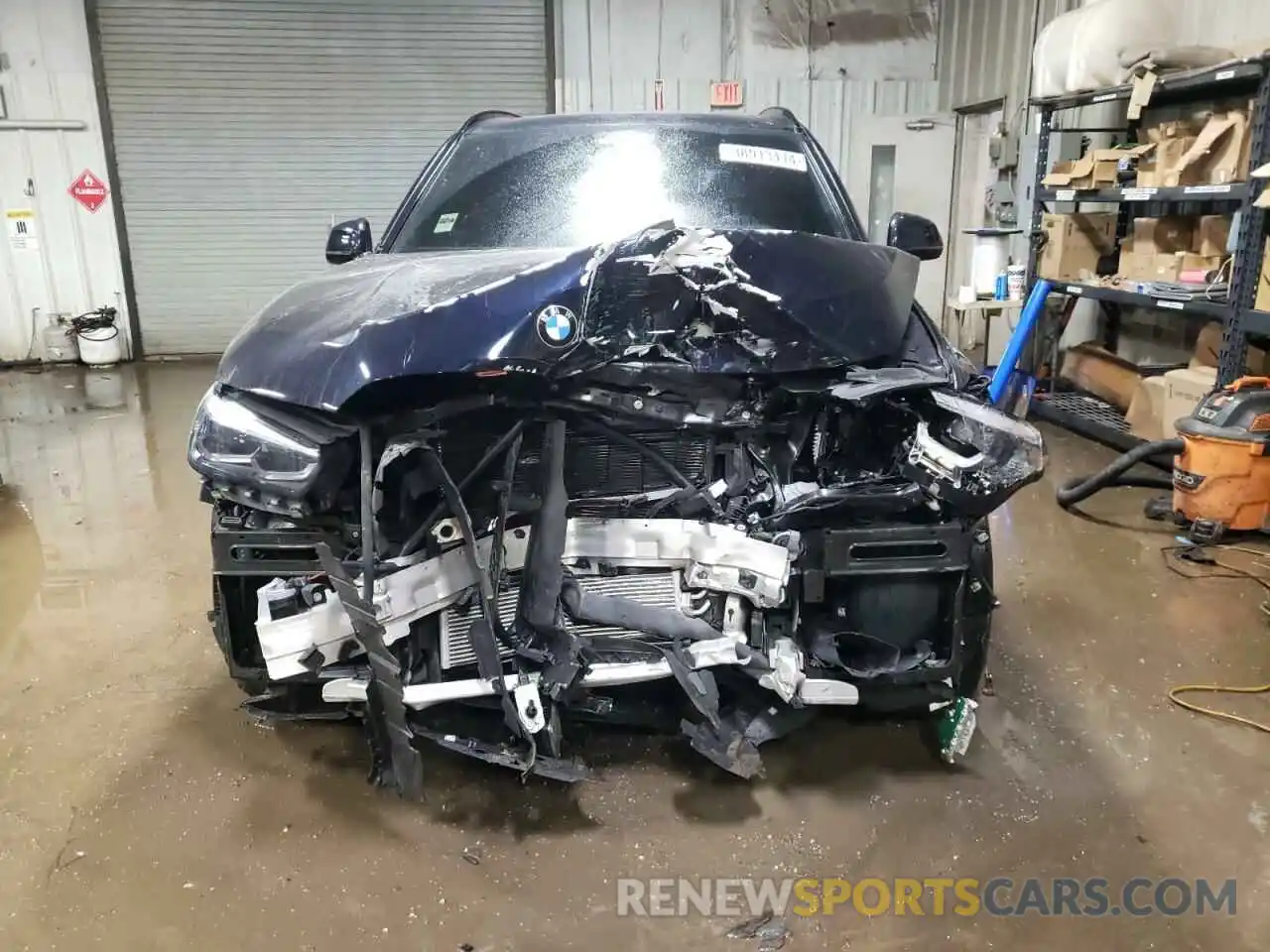 5 Photograph of a damaged car 5UXCR6C57KLL31364 BMW X5 2019