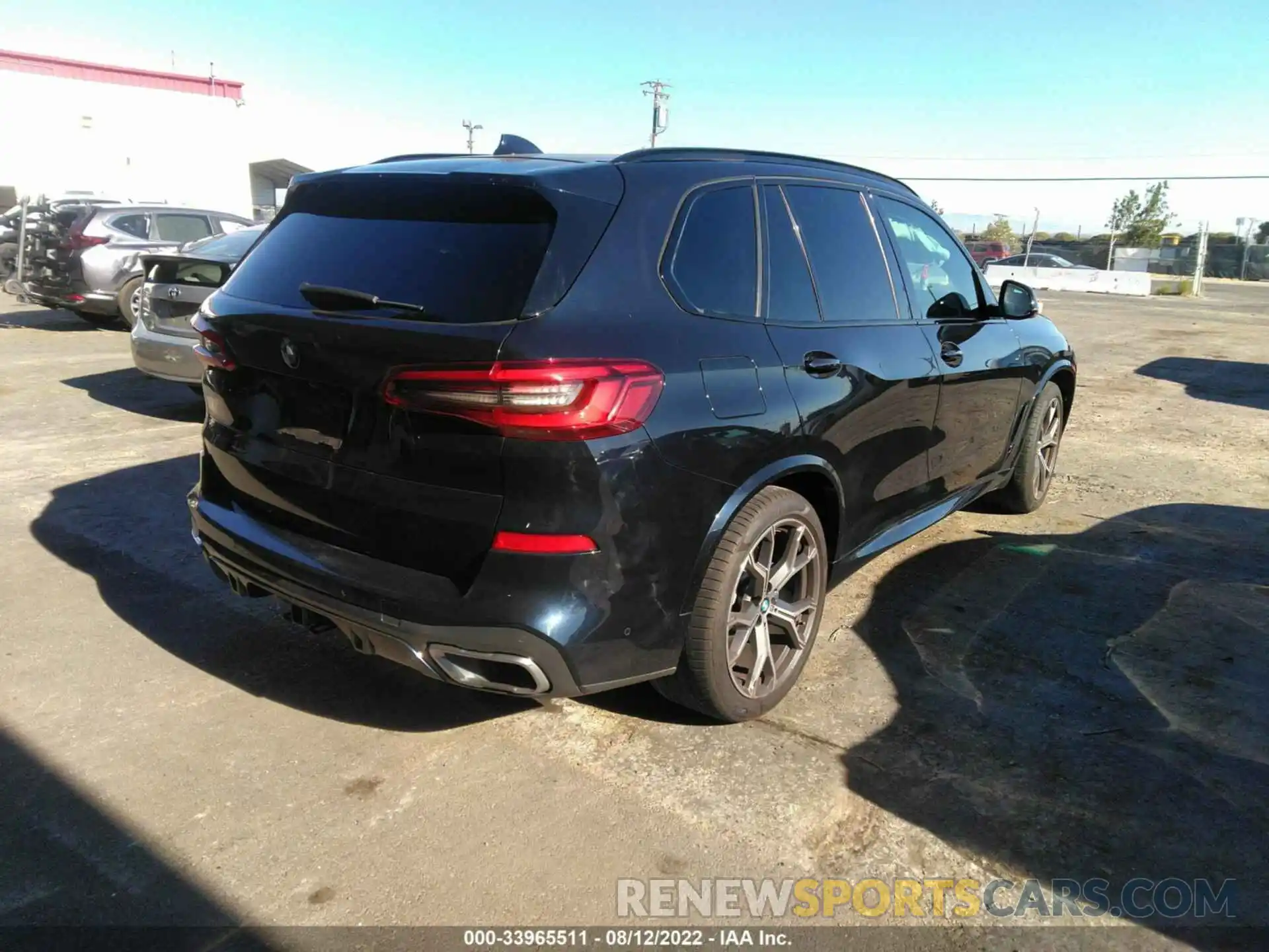 4 Photograph of a damaged car 5UXCR6C57KLL38119 BMW X5 2019