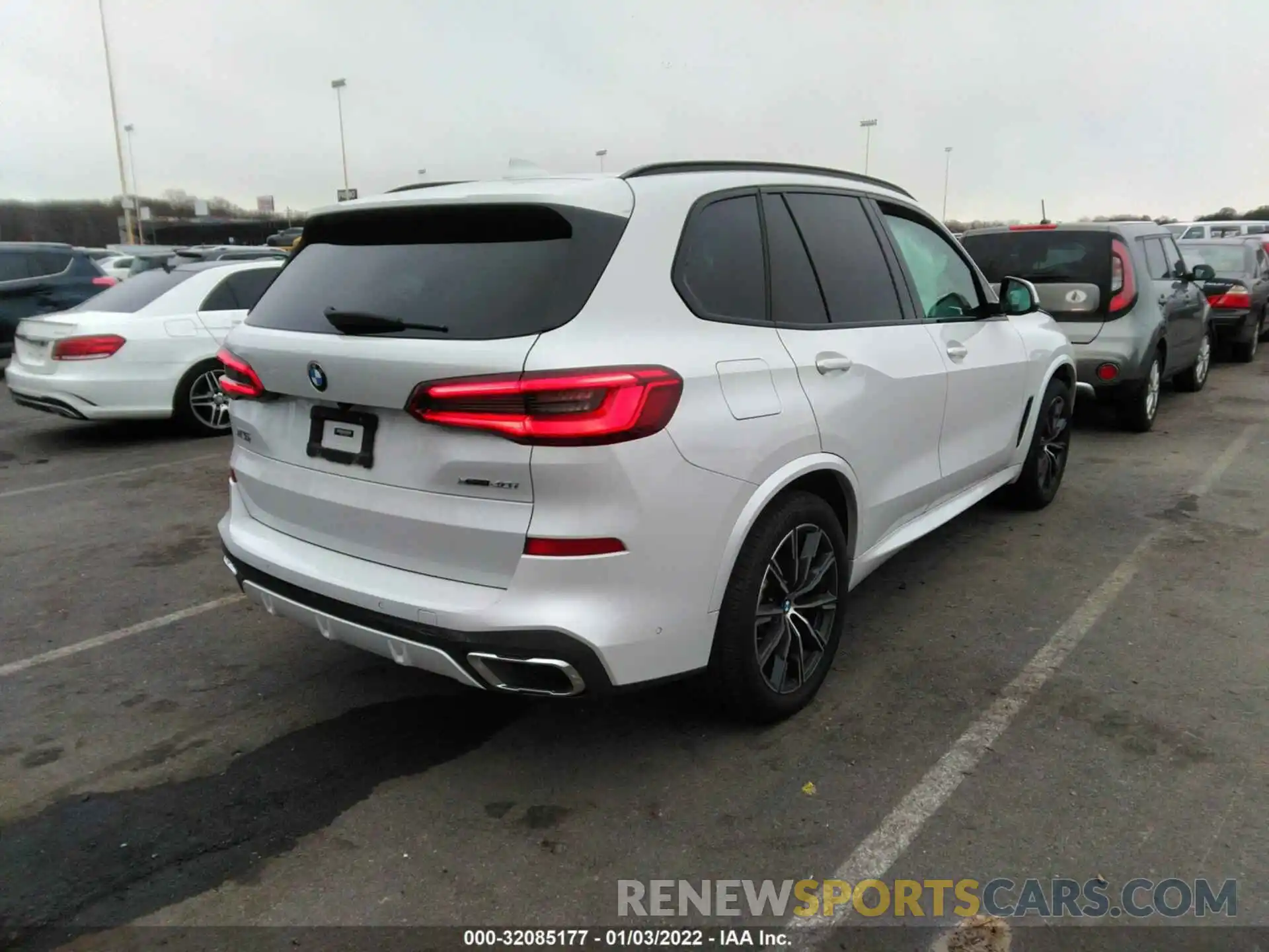 4 Фотография поврежденного автомобиля 5UXCR6C57KLL38380 BMW X5 2019