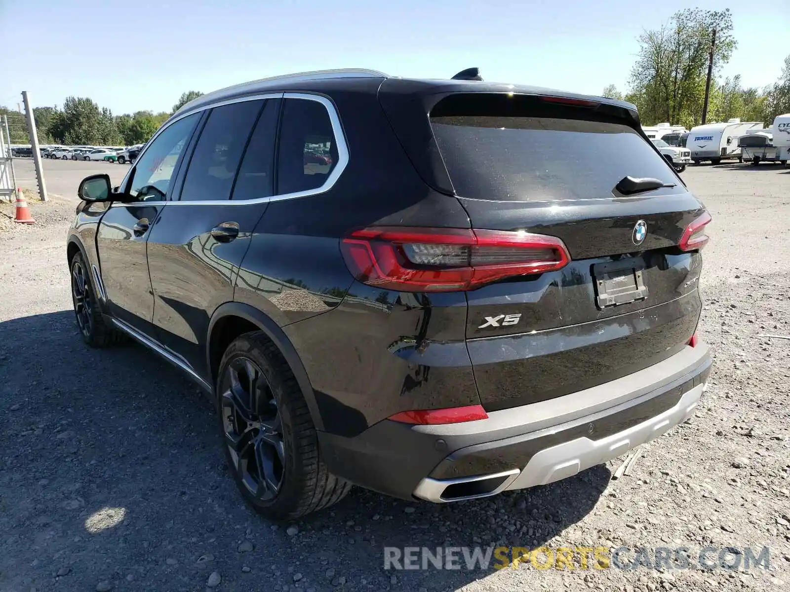 3 Photograph of a damaged car 5UXCR6C57KLL39044 BMW X5 2019