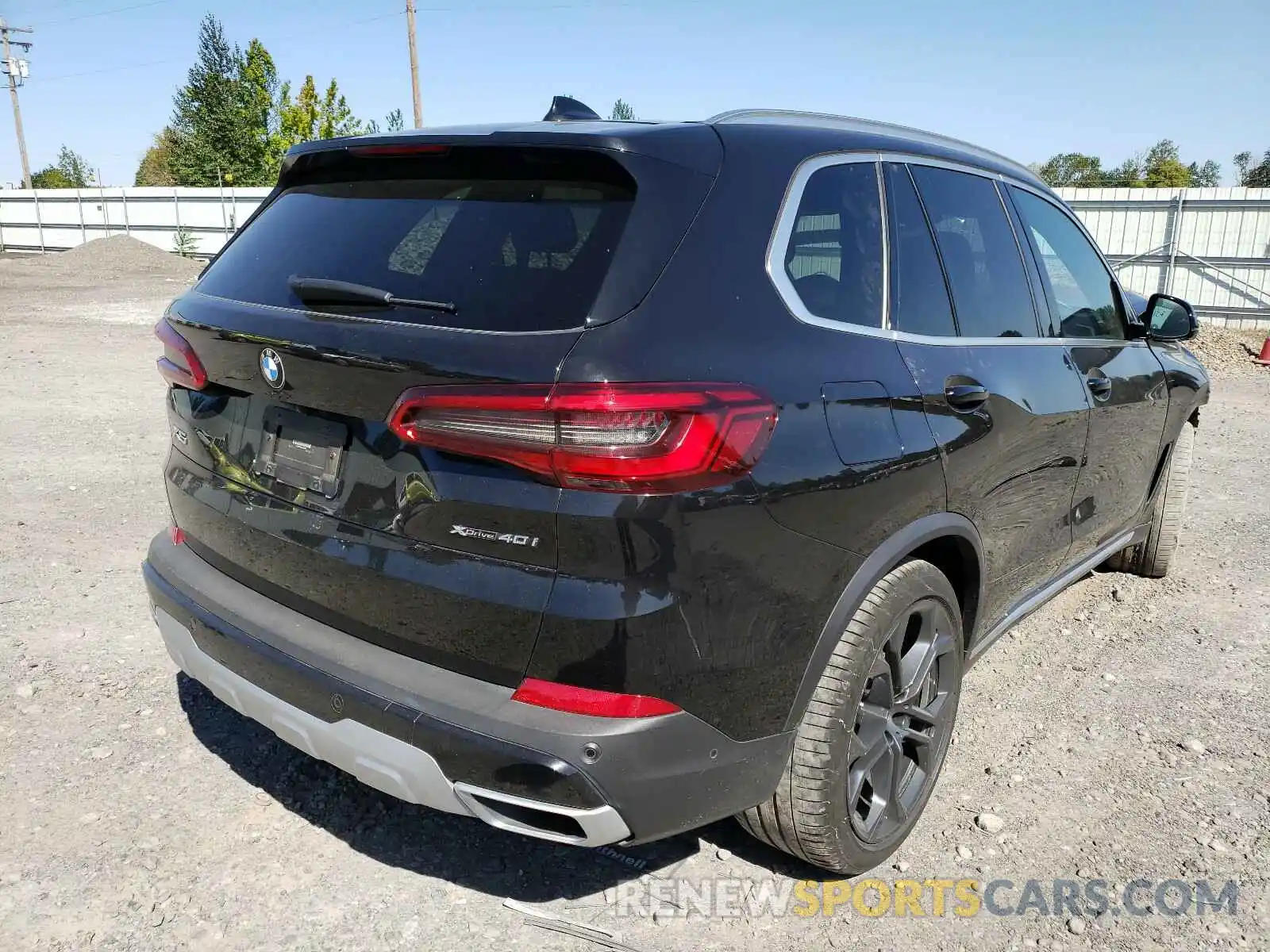 4 Photograph of a damaged car 5UXCR6C57KLL39044 BMW X5 2019