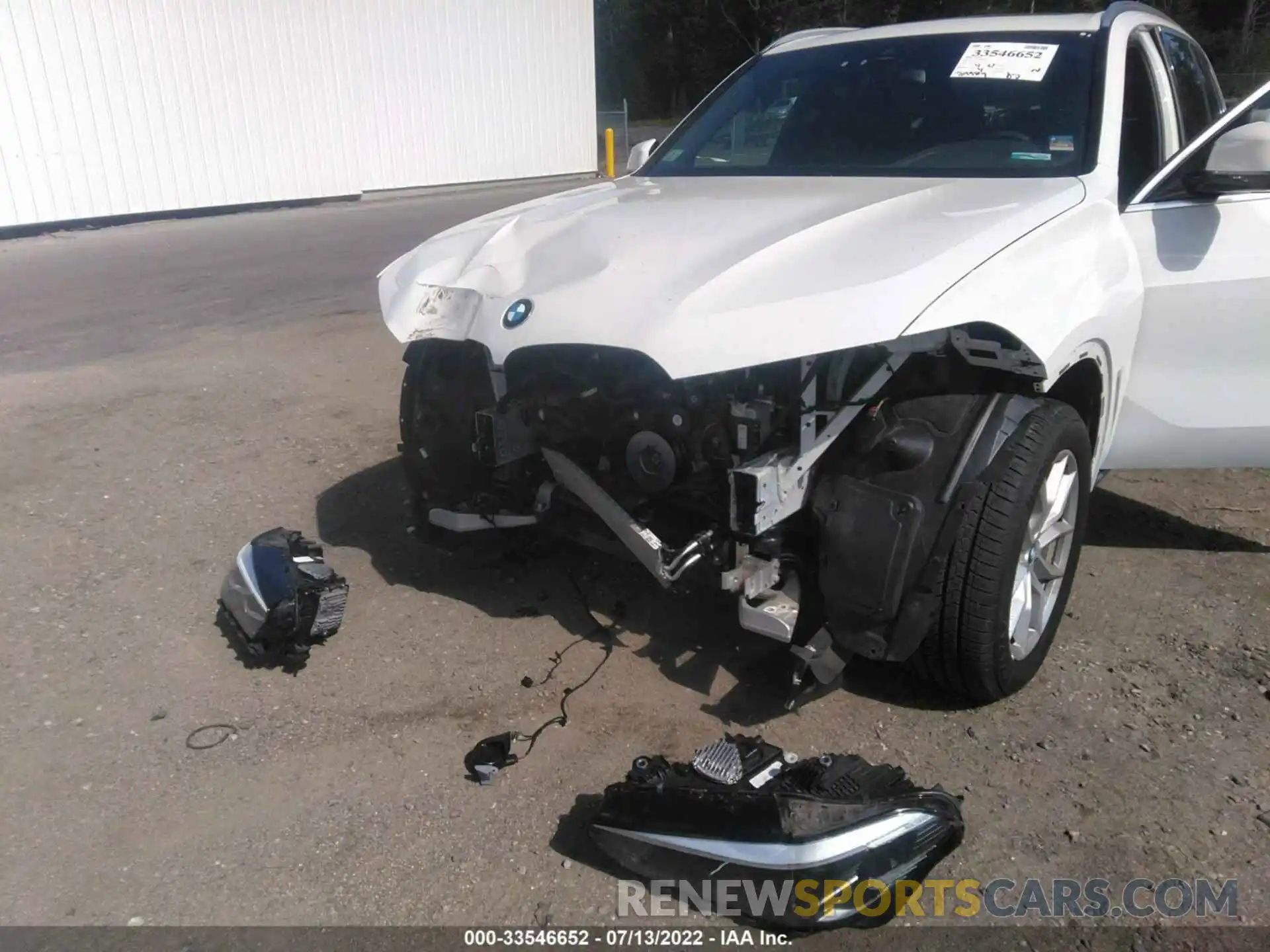 6 Photograph of a damaged car 5UXCR6C57KLL52165 BMW X5 2019