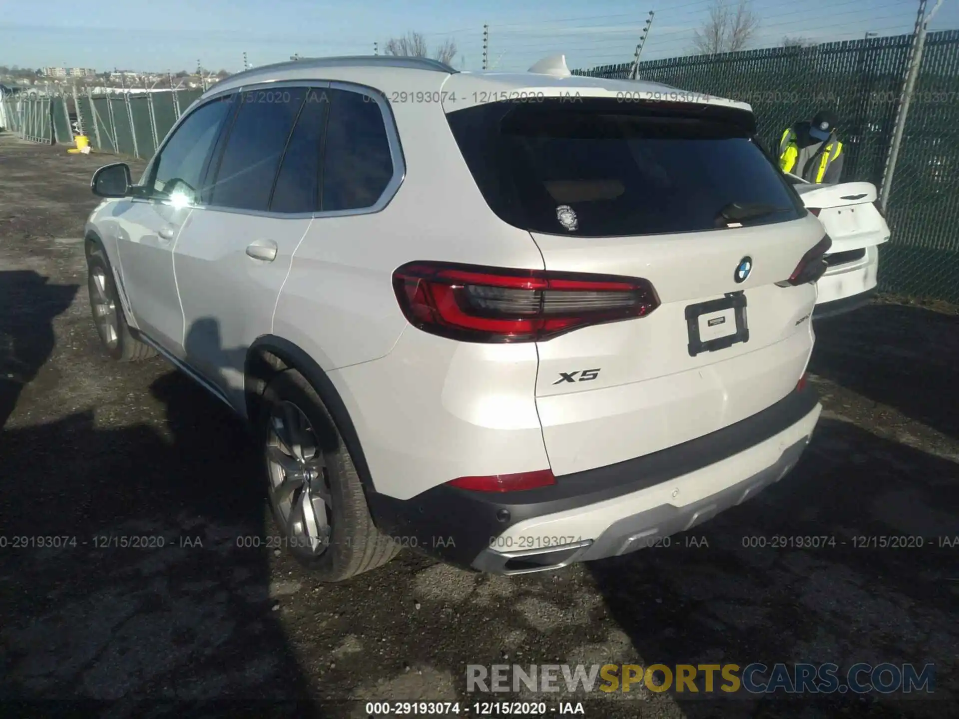 3 Фотография поврежденного автомобиля 5UXCR6C57KLL52778 BMW X5 2019