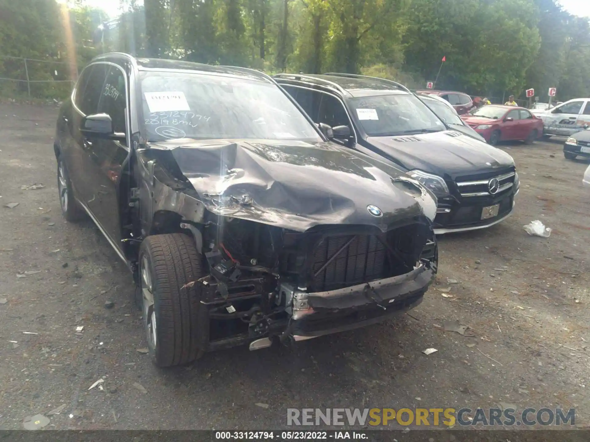 6 Photograph of a damaged car 5UXCR6C57KLL52781 BMW X5 2019