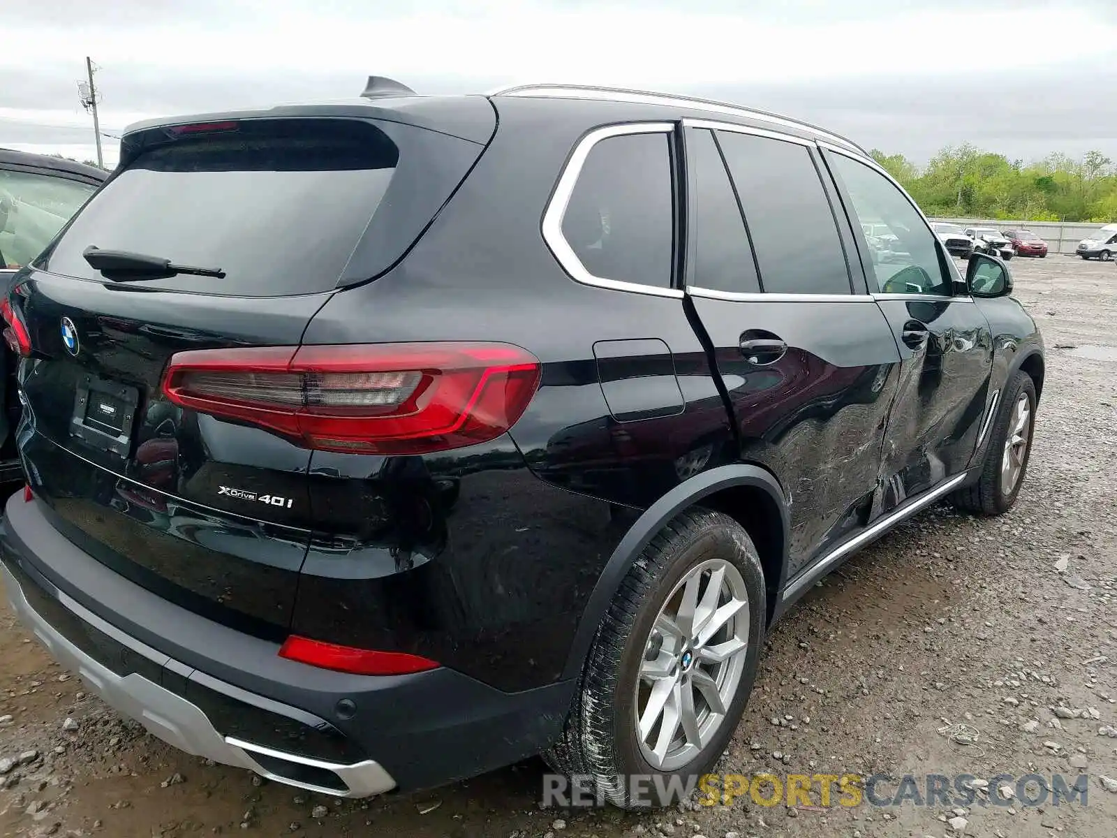 4 Photograph of a damaged car 5UXCR6C57KLL53347 BMW X5 2019