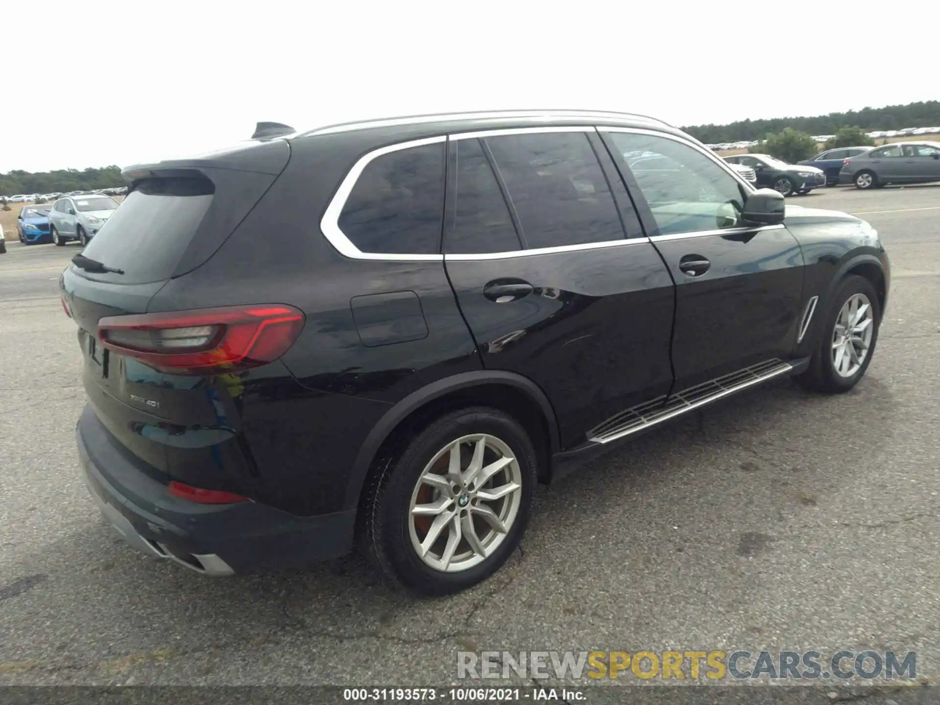 4 Photograph of a damaged car 5UXCR6C57KLL53395 BMW X5 2019