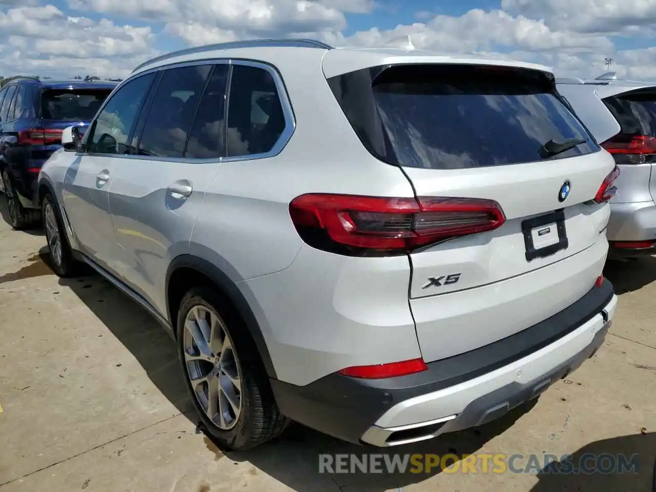 3 Фотография поврежденного автомобиля 5UXCR6C57KLL62517 BMW X5 2019