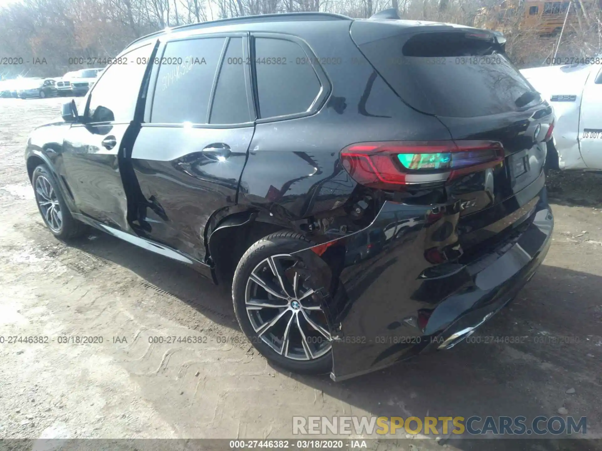 3 Photograph of a damaged car 5UXCR6C57KLL62582 BMW X5 2019