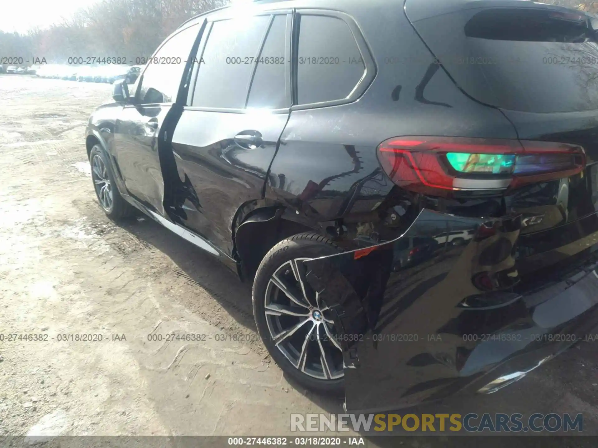 6 Photograph of a damaged car 5UXCR6C57KLL62582 BMW X5 2019