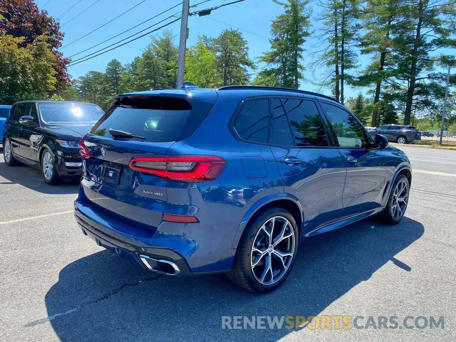 3 Photograph of a damaged car 5UXCR6C58KLK83244 BMW X5 2019