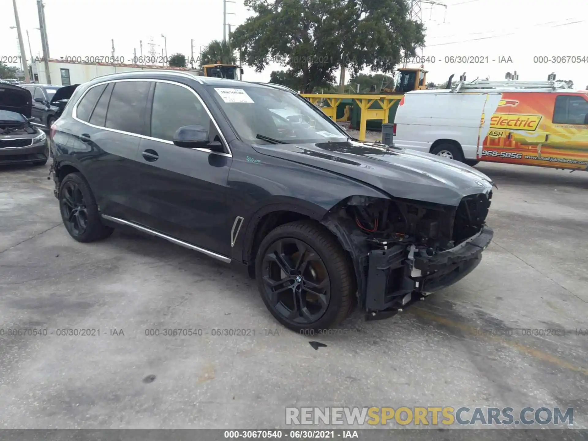 1 Photograph of a damaged car 5UXCR6C58KLK87391 BMW X5 2019