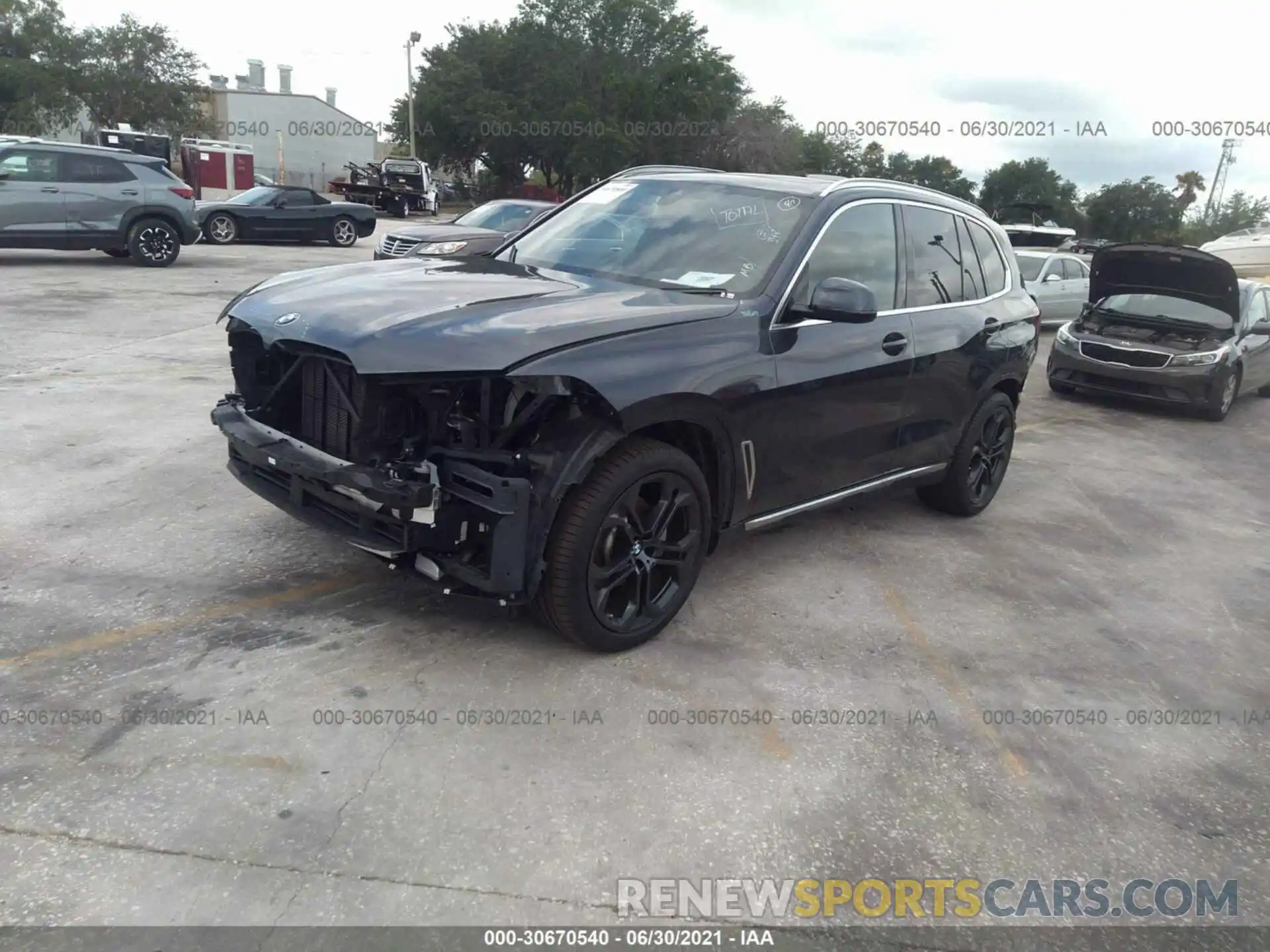 2 Photograph of a damaged car 5UXCR6C58KLK87391 BMW X5 2019