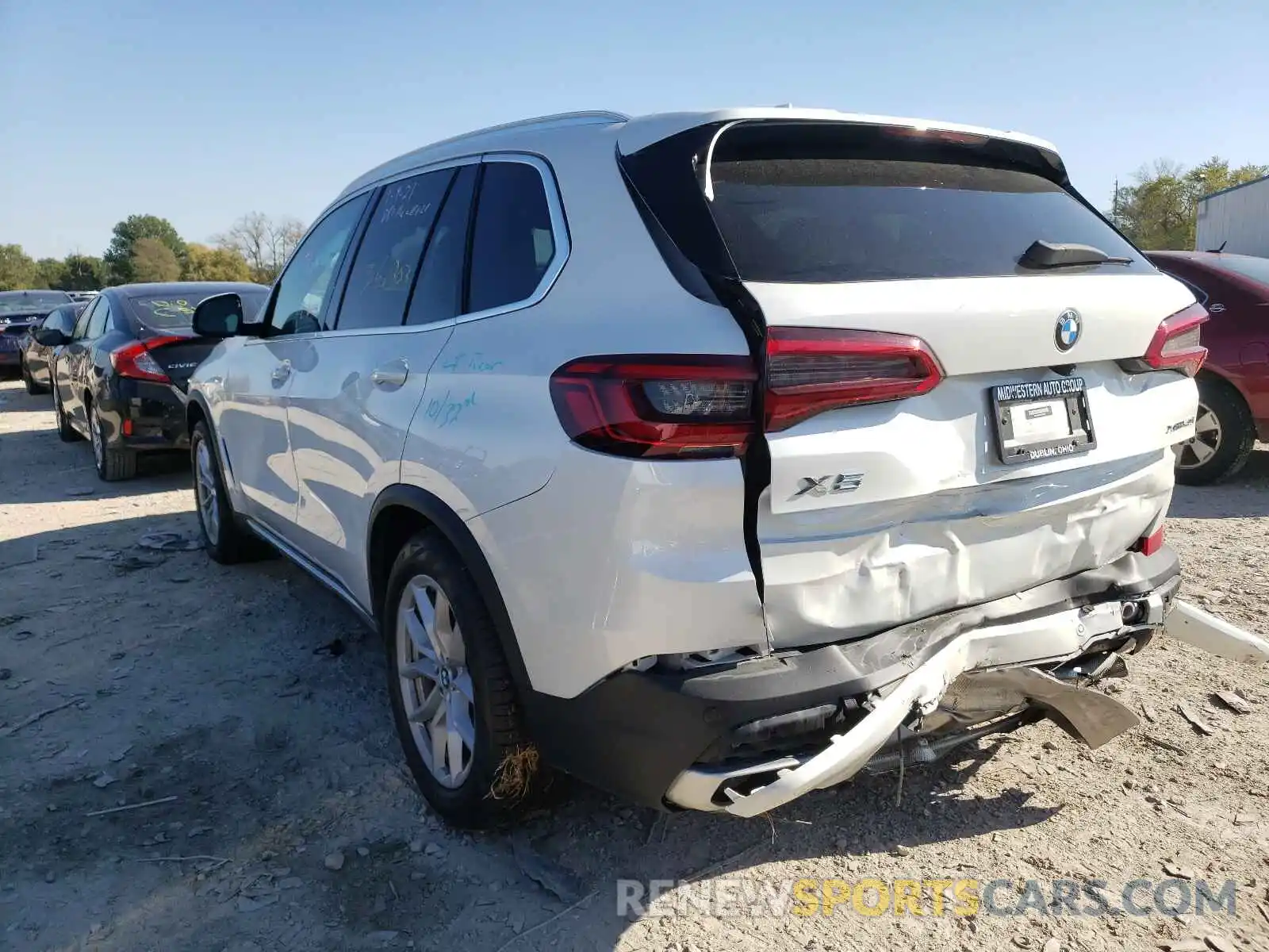 3 Photograph of a damaged car 5UXCR6C58KLL02195 BMW X5 2019