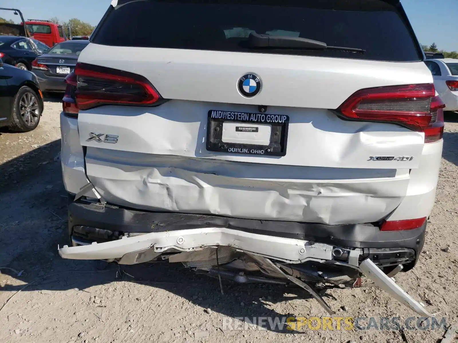 9 Photograph of a damaged car 5UXCR6C58KLL02195 BMW X5 2019