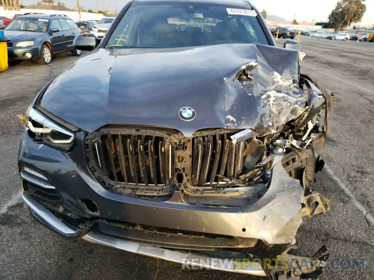 9 Фотография поврежденного автомобиля 5UXCR6C58KLL06666 BMW X5 2019