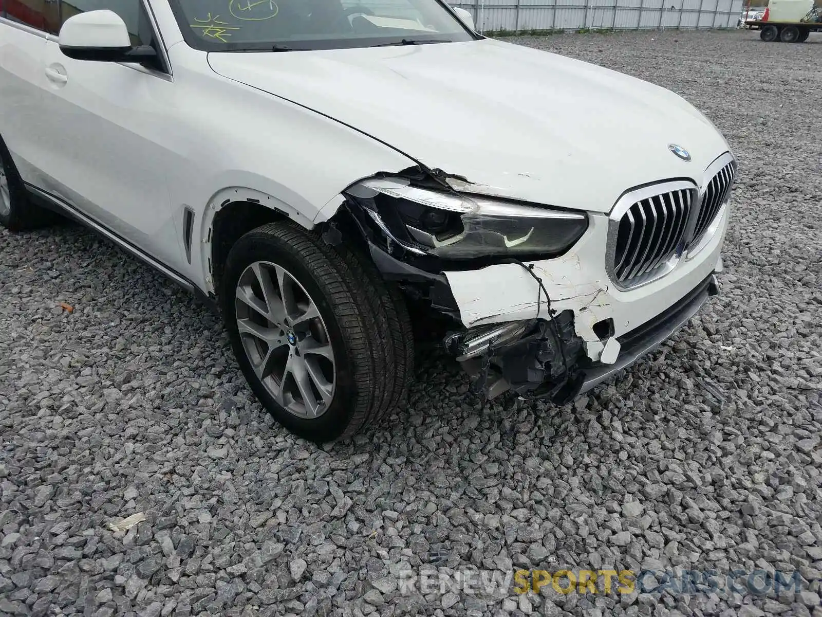 9 Photograph of a damaged car 5UXCR6C58KLL07882 BMW X5 2019