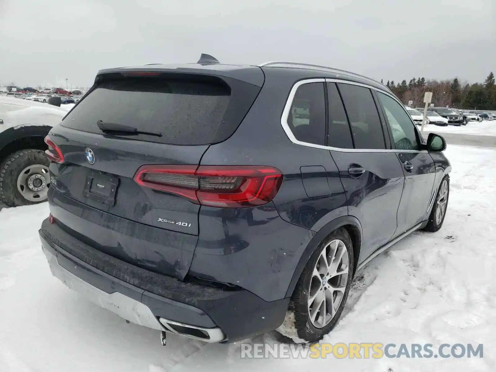 4 Photograph of a damaged car 5UXCR6C58KLL12922 BMW X5 2019