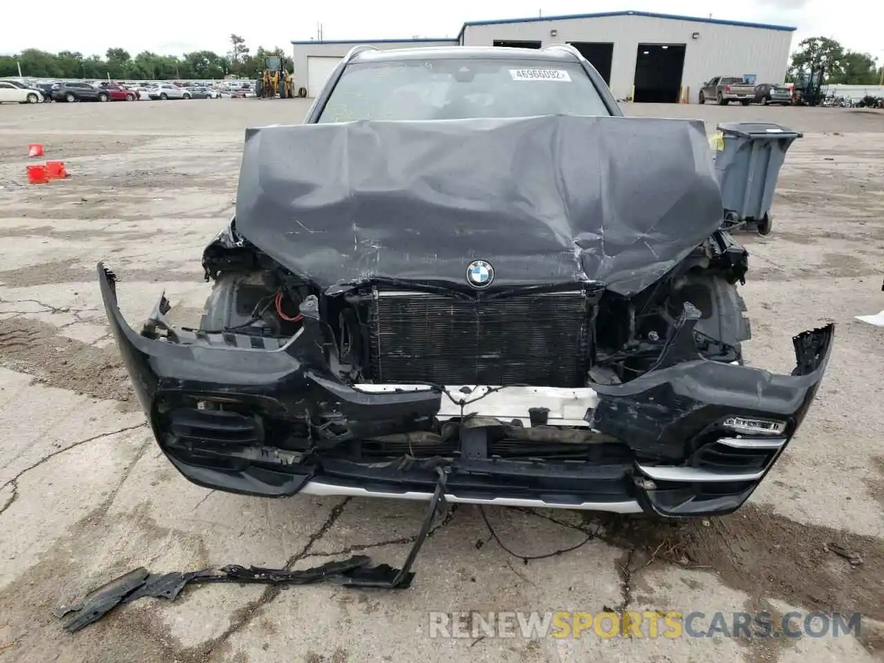 9 Photograph of a damaged car 5UXCR6C58KLL13729 BMW X5 2019